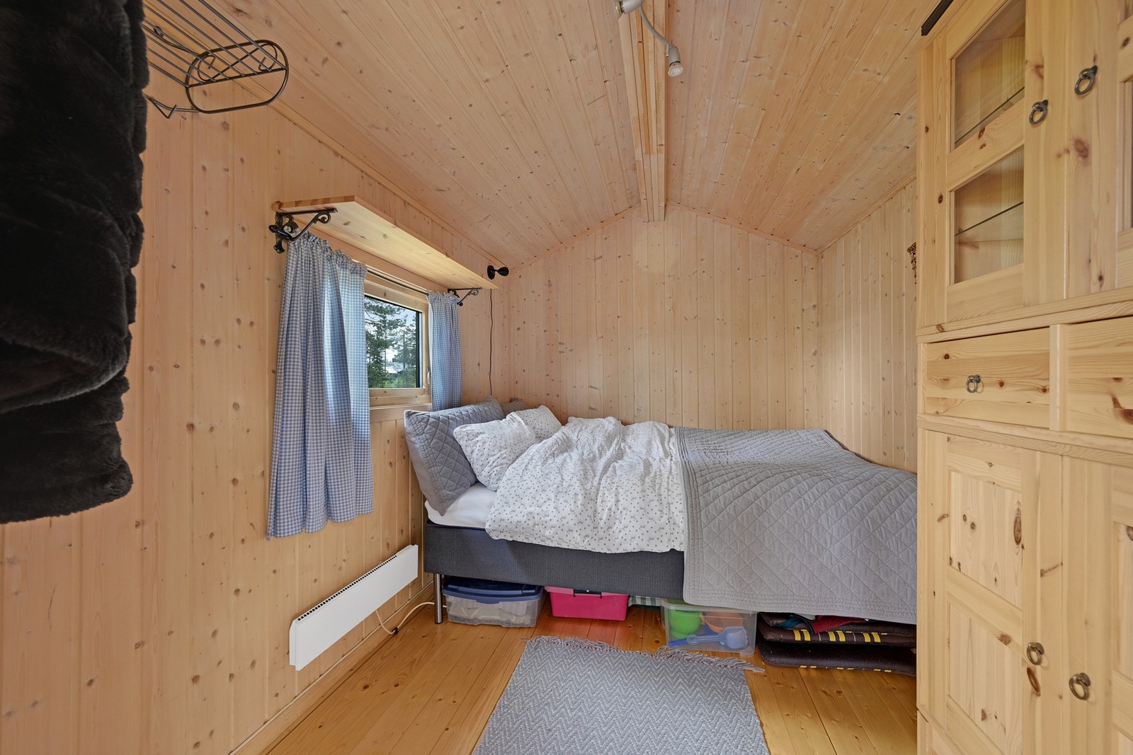 Praktisk til oppbevaring mm Galleribilde