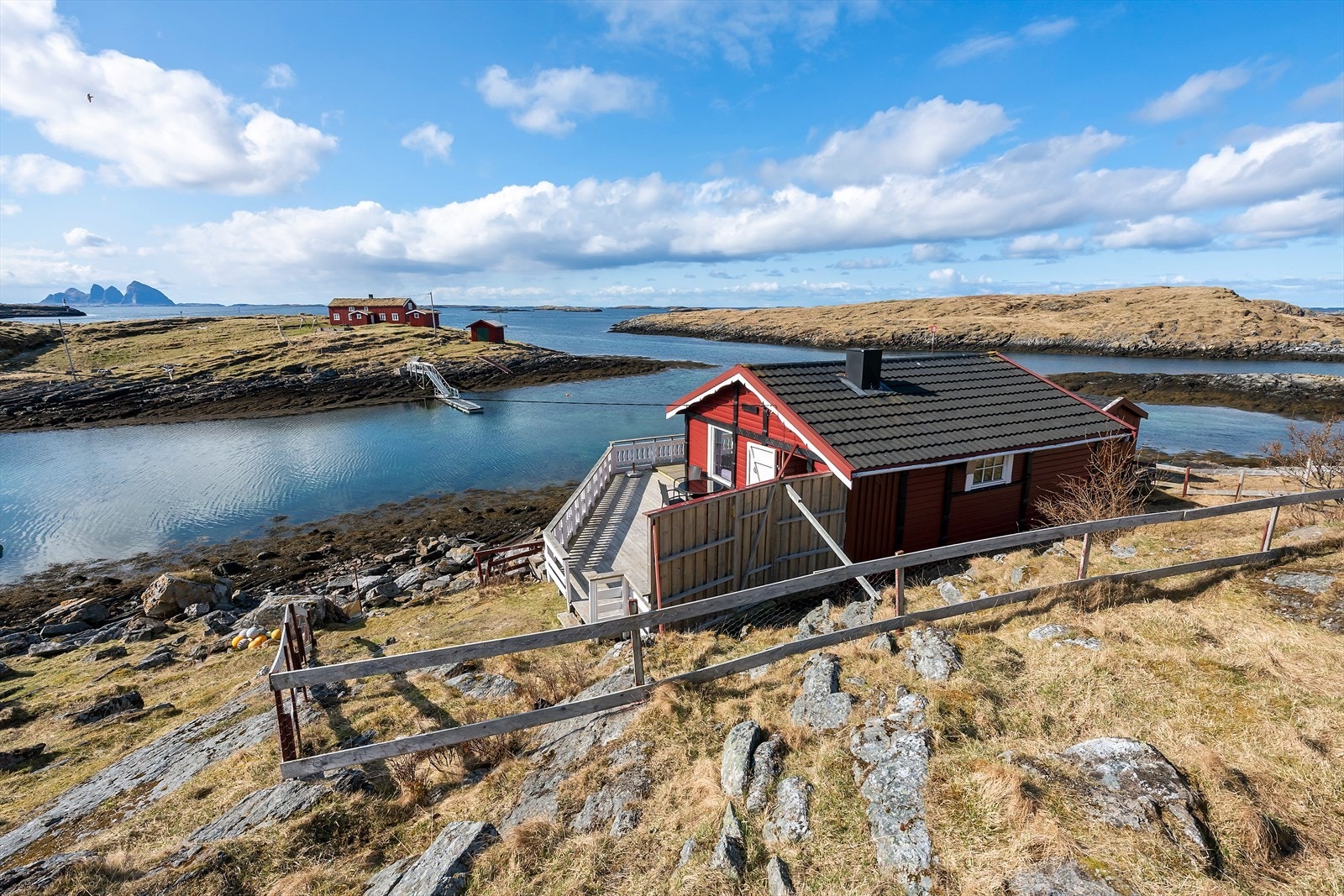 Selvær er et eldorado for unike opplevelser i kanskje Norges vakreste skjærgård. Galleribilde