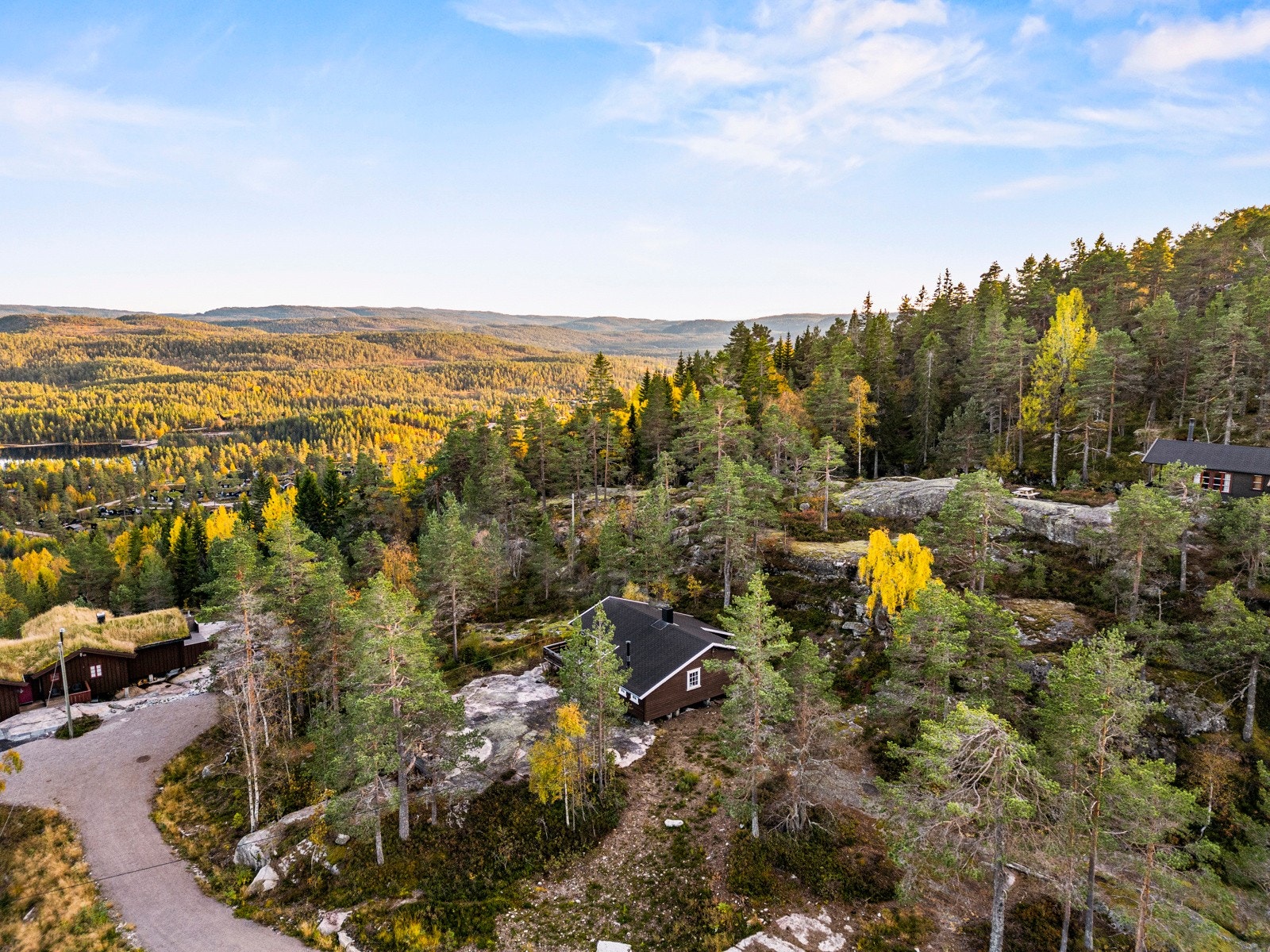 Gautefall tilbyr alt fra skiløyper, alpint til flotte tur- sykkelstier hvor man kan være aktiv. Galleribilde