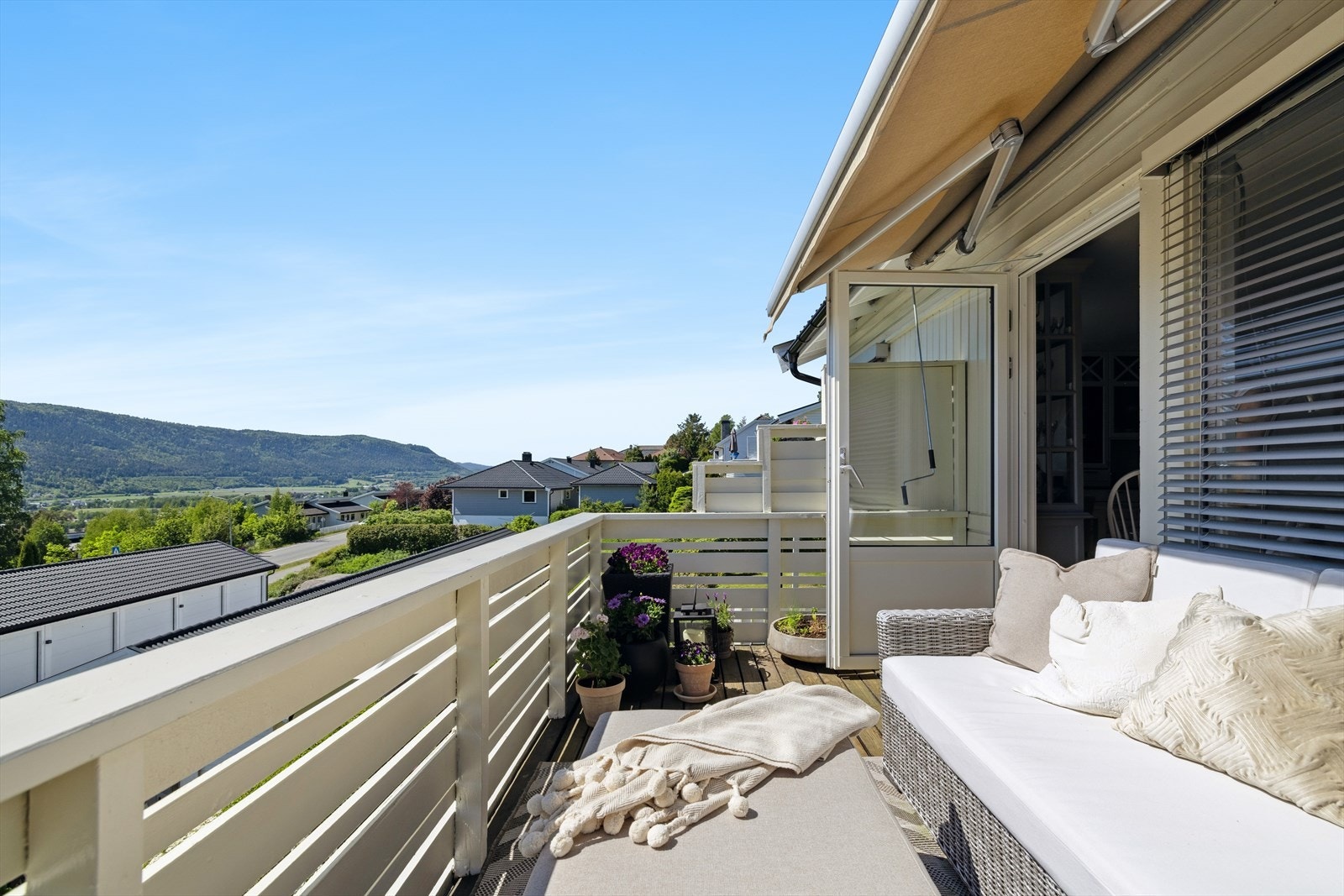 Her kan det nytes fin utsikt og solrike dager. Galleribilde