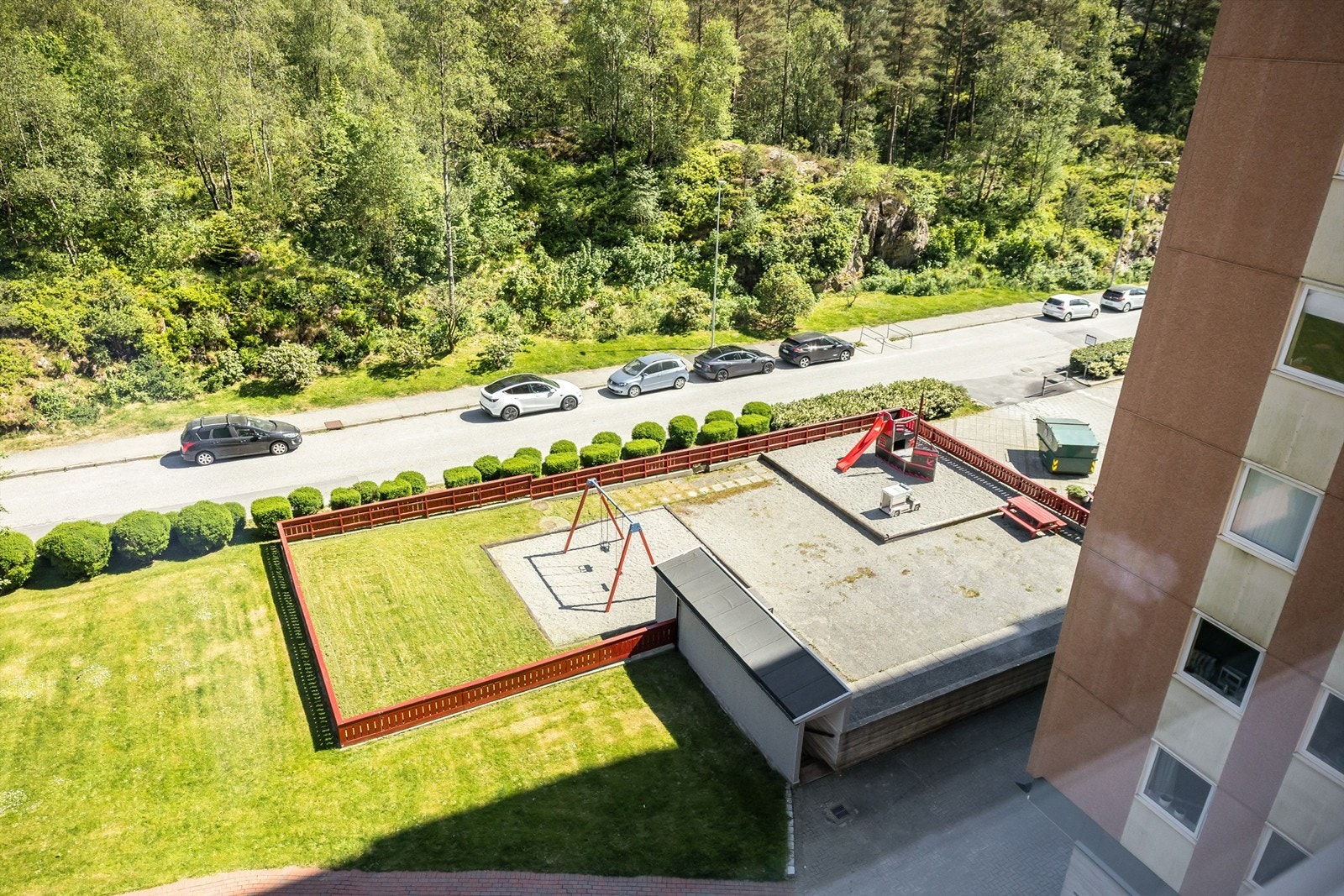 Lekeplass for barna Galleribilde