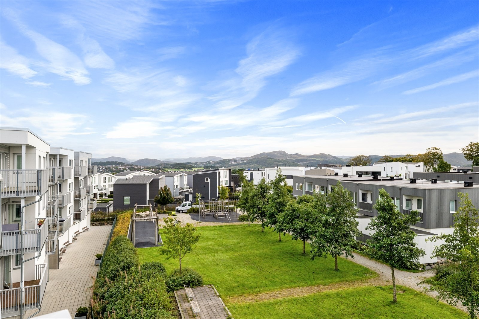 Utsikt fra balkong. Galleribilde