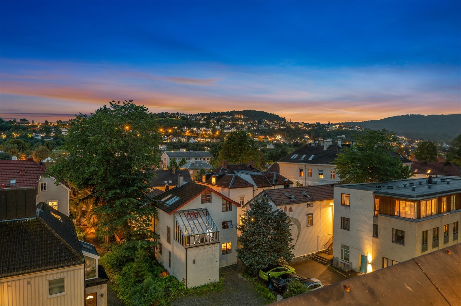 På sommerhalvåret kan man nyte lange soldager fra terrassen. Galleribilde