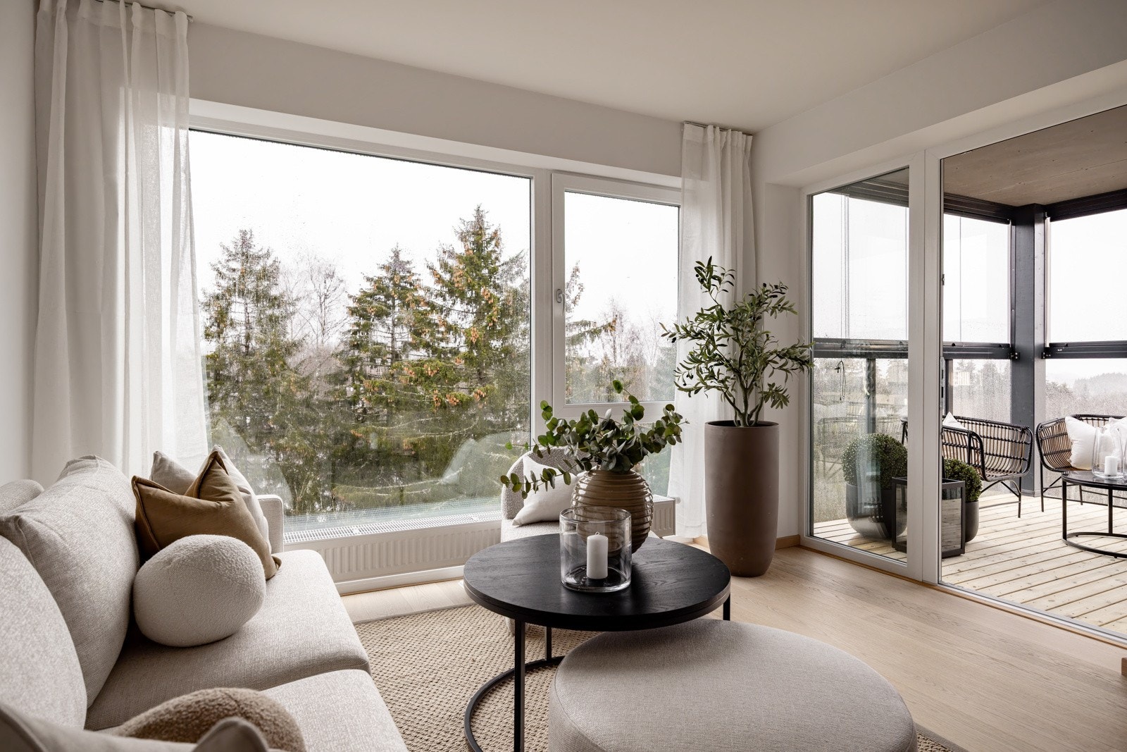 TOPPETASJE | Ny 4-roms selveier hjørneleilighet fra 2024 | Stor, innglasset balkong på hele 7 kvm | Garasjemulighet* Galleribilde