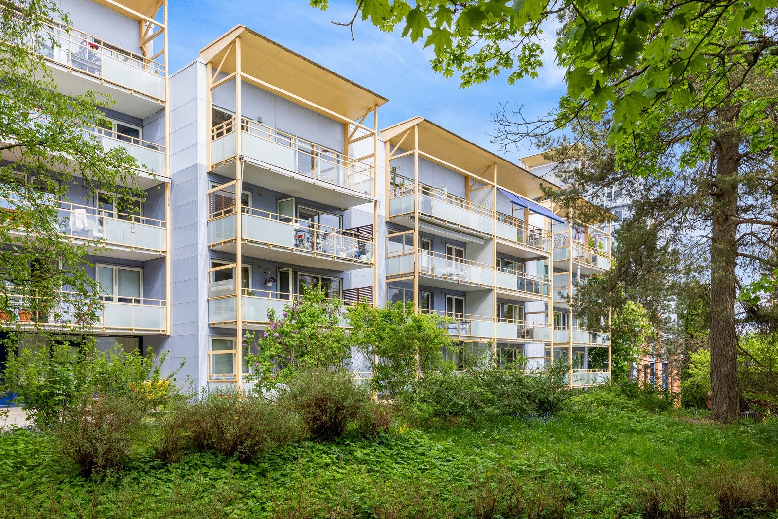 Det veldrevne borettslaget kan bl.a. skilte med felles takterrasse, trimrom, selskapslokale og badstue. Galleribilde