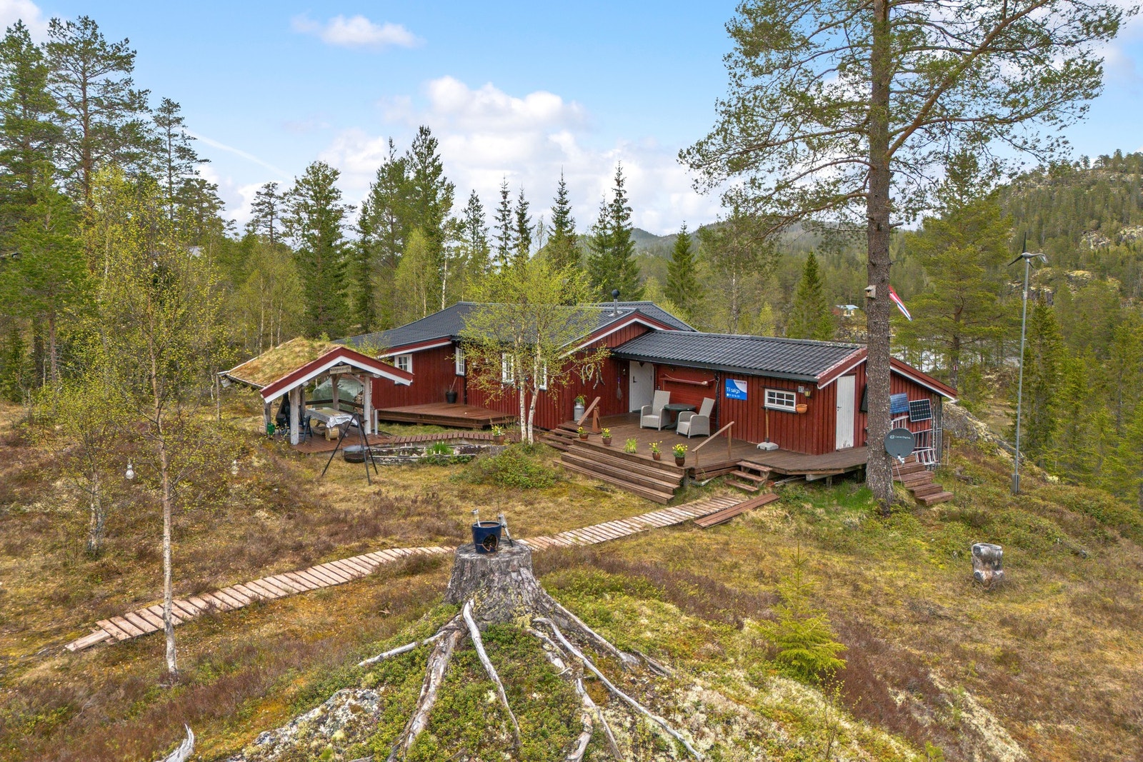 Vinterstid kjøres det opp lange løypenettverk på fjellet. Galleribilde