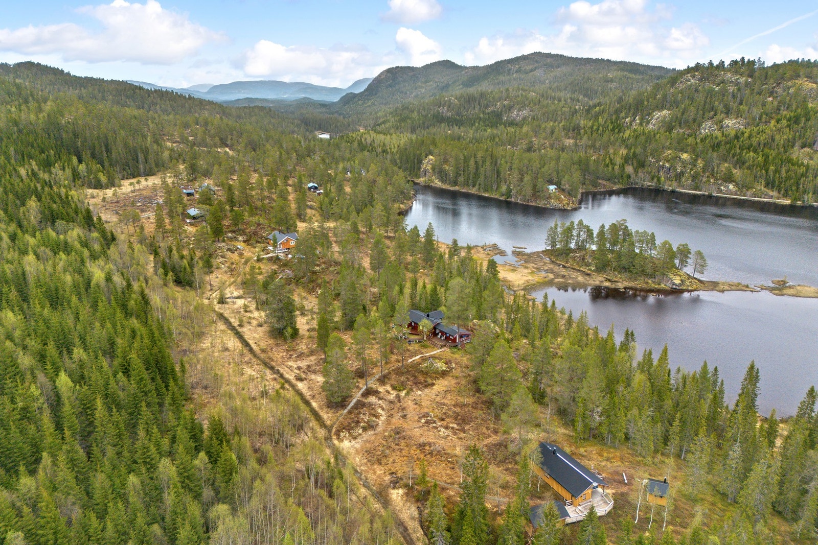 På Nordfjellet har man flotte utfartsmuligheter sommer som vinter. Galleribilde