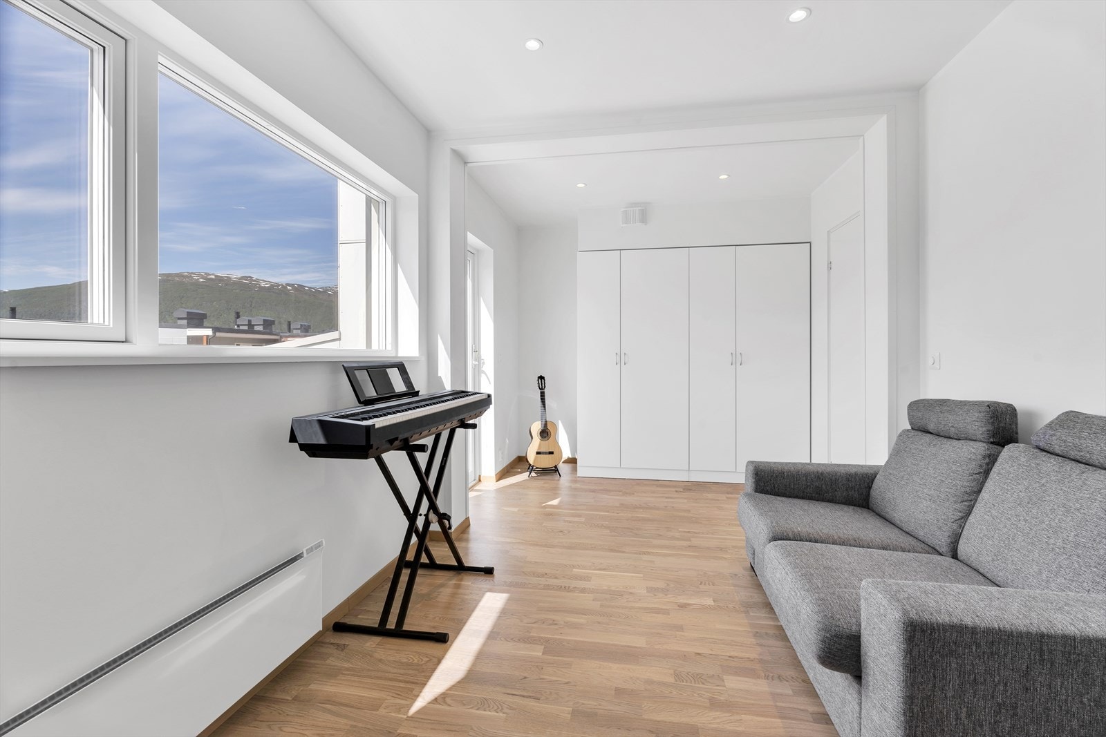 Soverom 4 / TV-stue Galleribilde