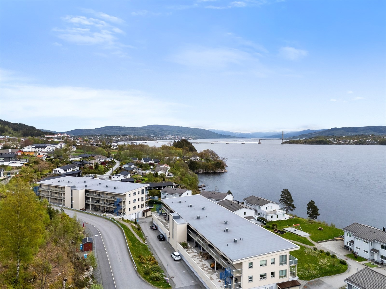 Solrik og vestvendt beliggende. Galleribilde