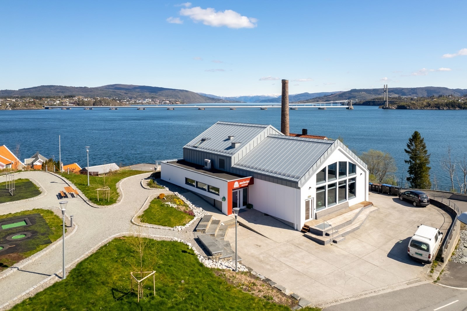 Frekhaug kai med båttransport til Bergen sentrum. Galleribilde