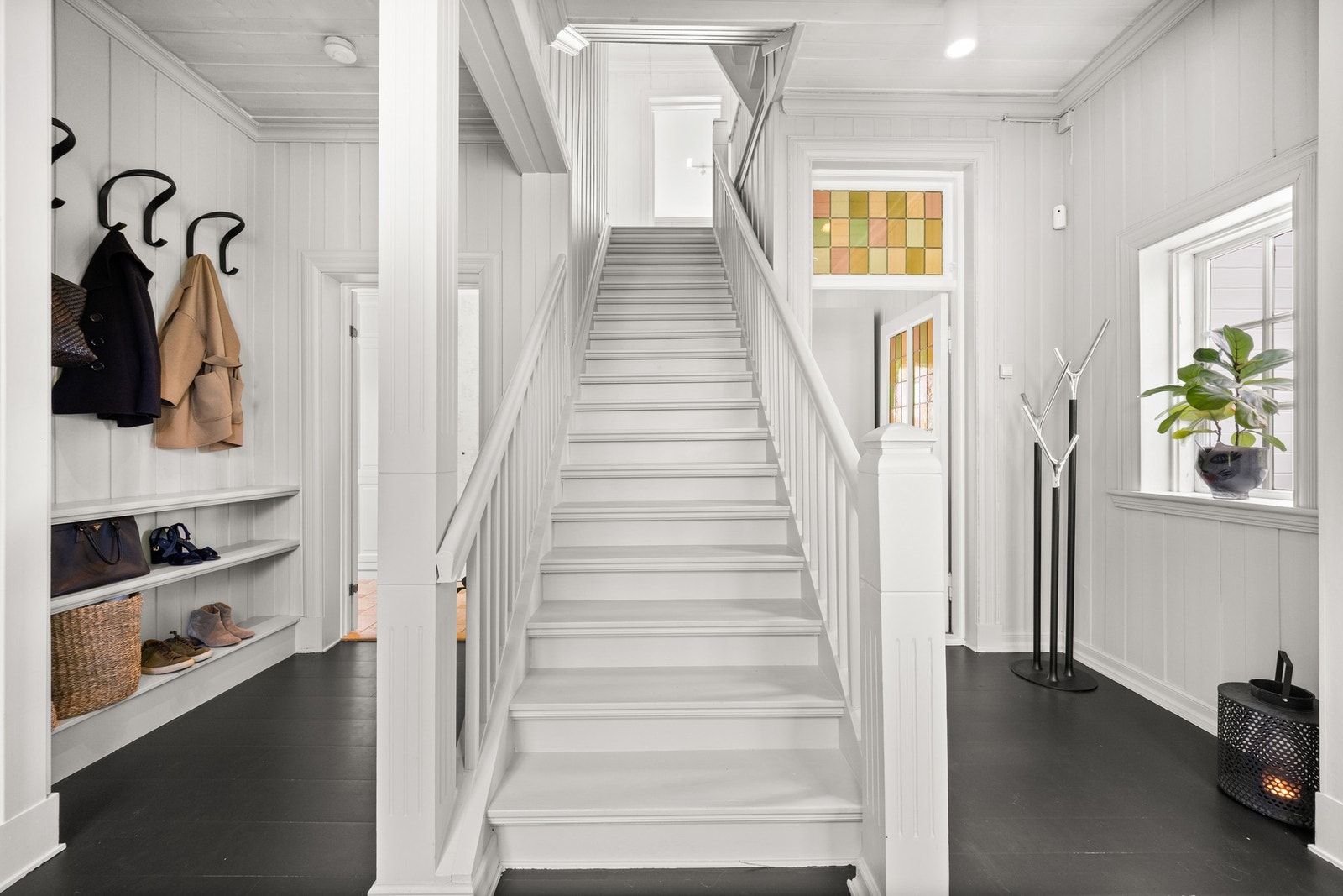 Trapp opp til 2. etasje. Galleribilde