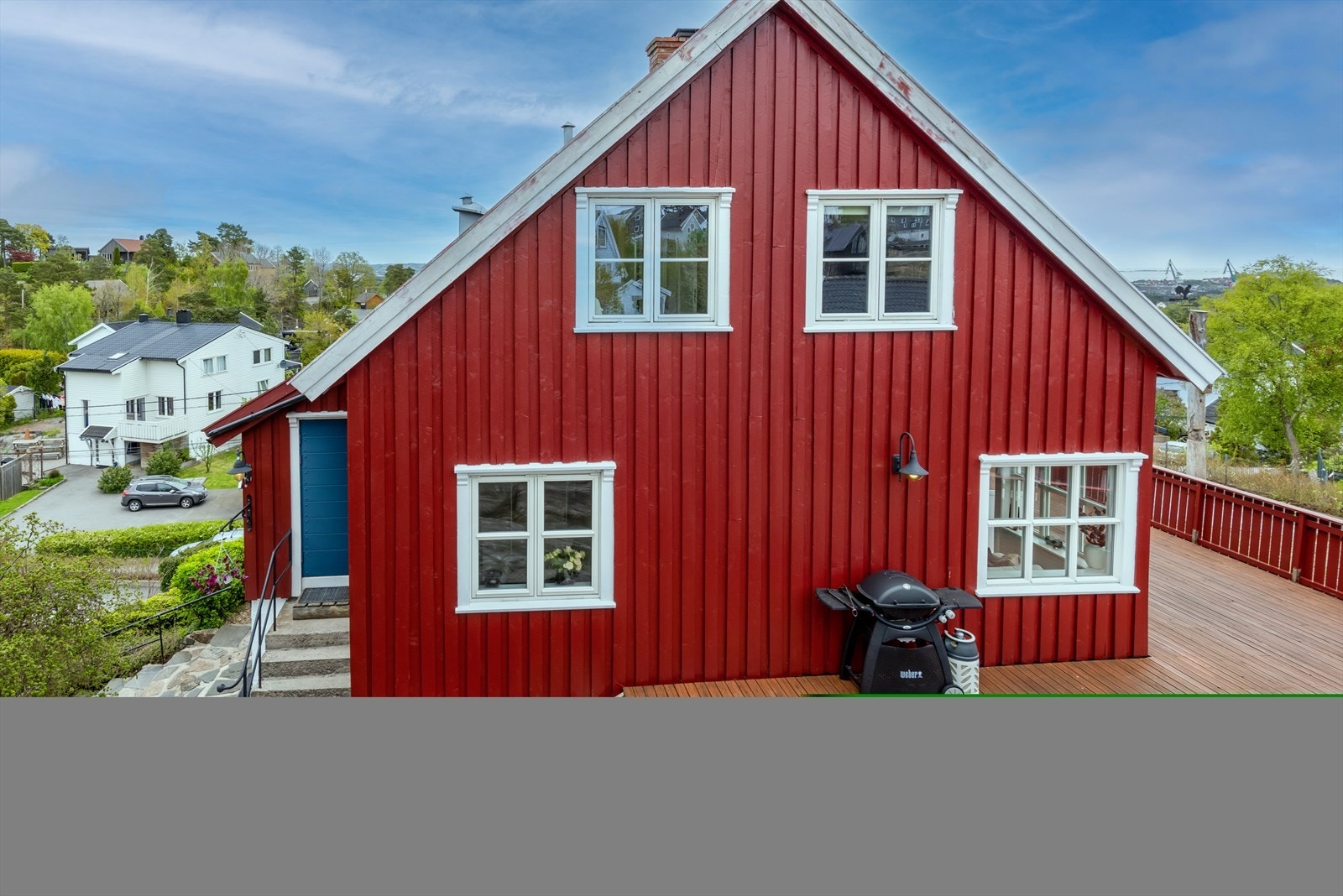 Eneboligen har en attraktiv beliggenhet i Vågsbygd med kort gangavstand til barnehage, skole, gå- og turområder, samt kollektivtransport og Vågsbygd Senter Galleribilde