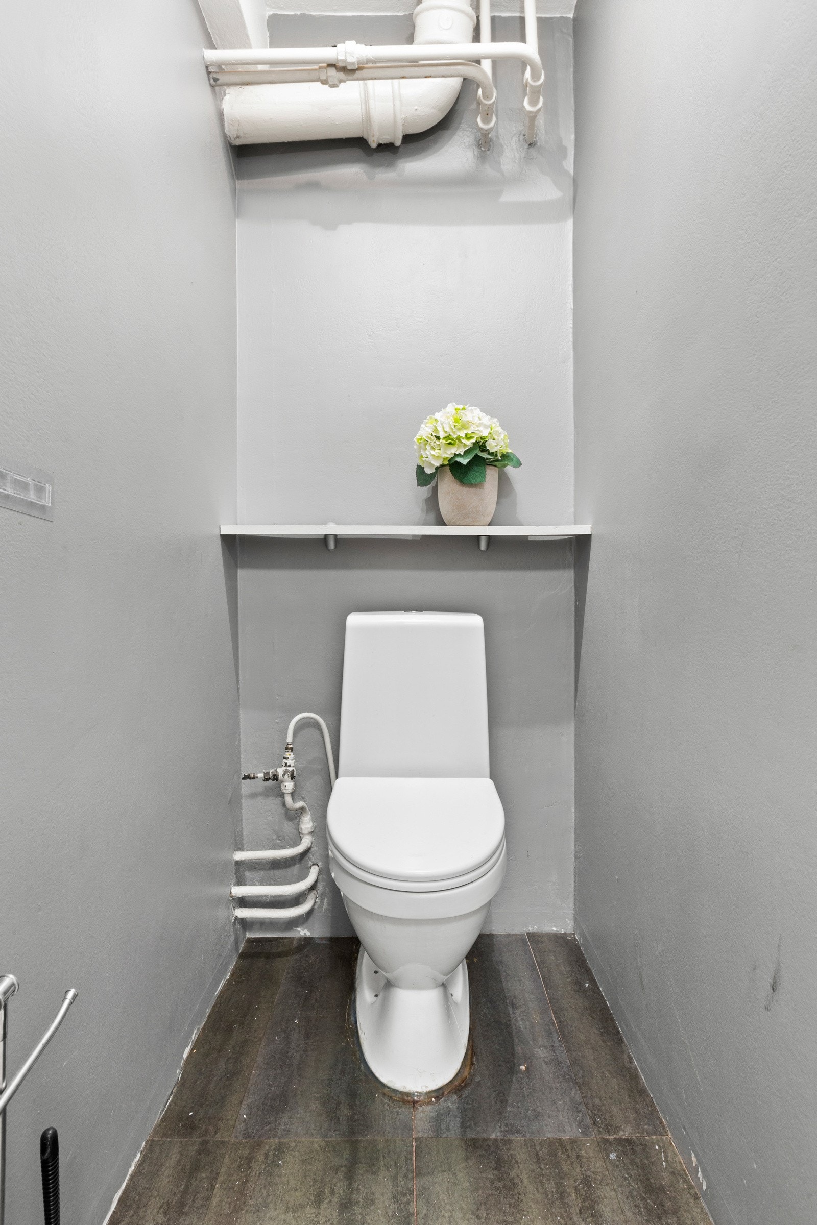 Toalettrom. Galleribilde