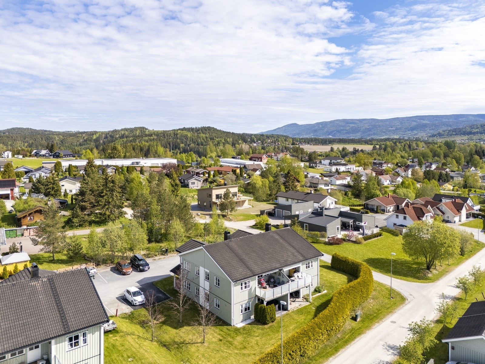 Her bor du med gangavstand til skole, barnehage, dagligvare og kollektivtilbud. Galleribilde