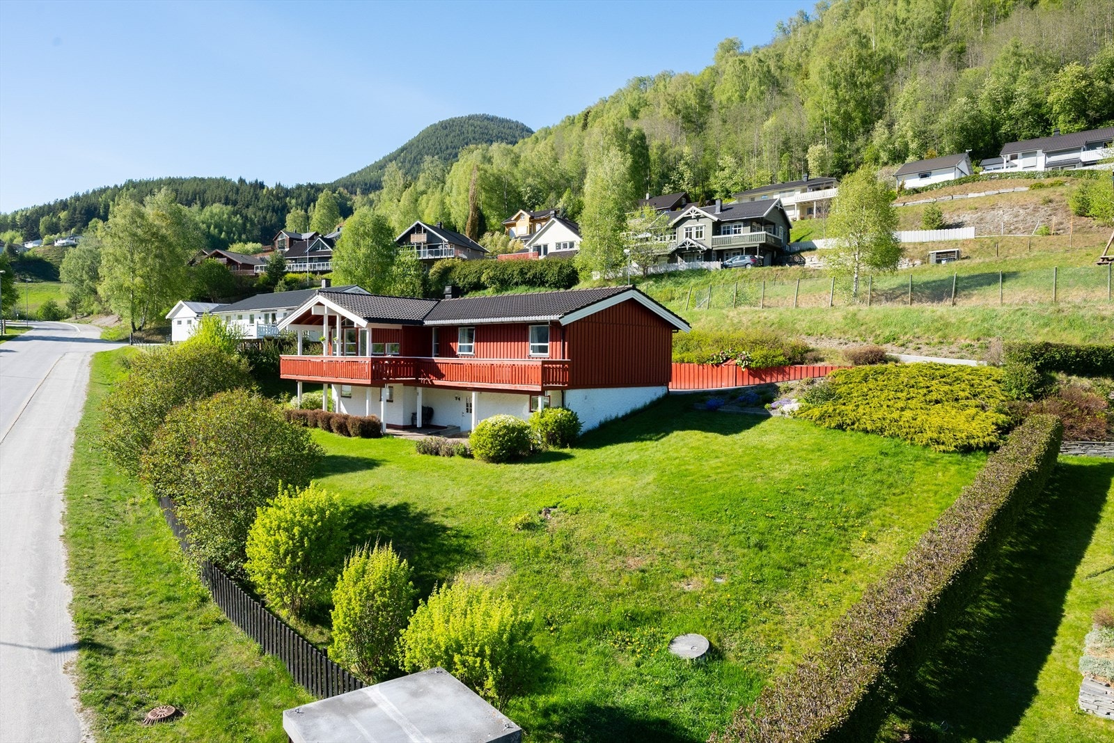 Nyseterjordet 3 har en attraktiv beliggenhet på Dahle, ca 2.5 km fra Otta sentrum. Galleribilde