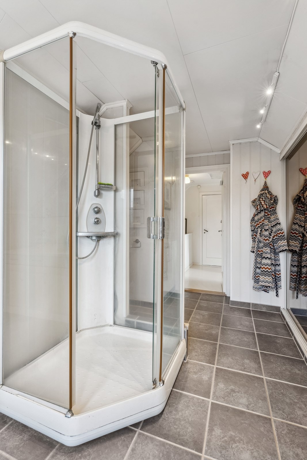 Bad i 2.etasje Galleribilde