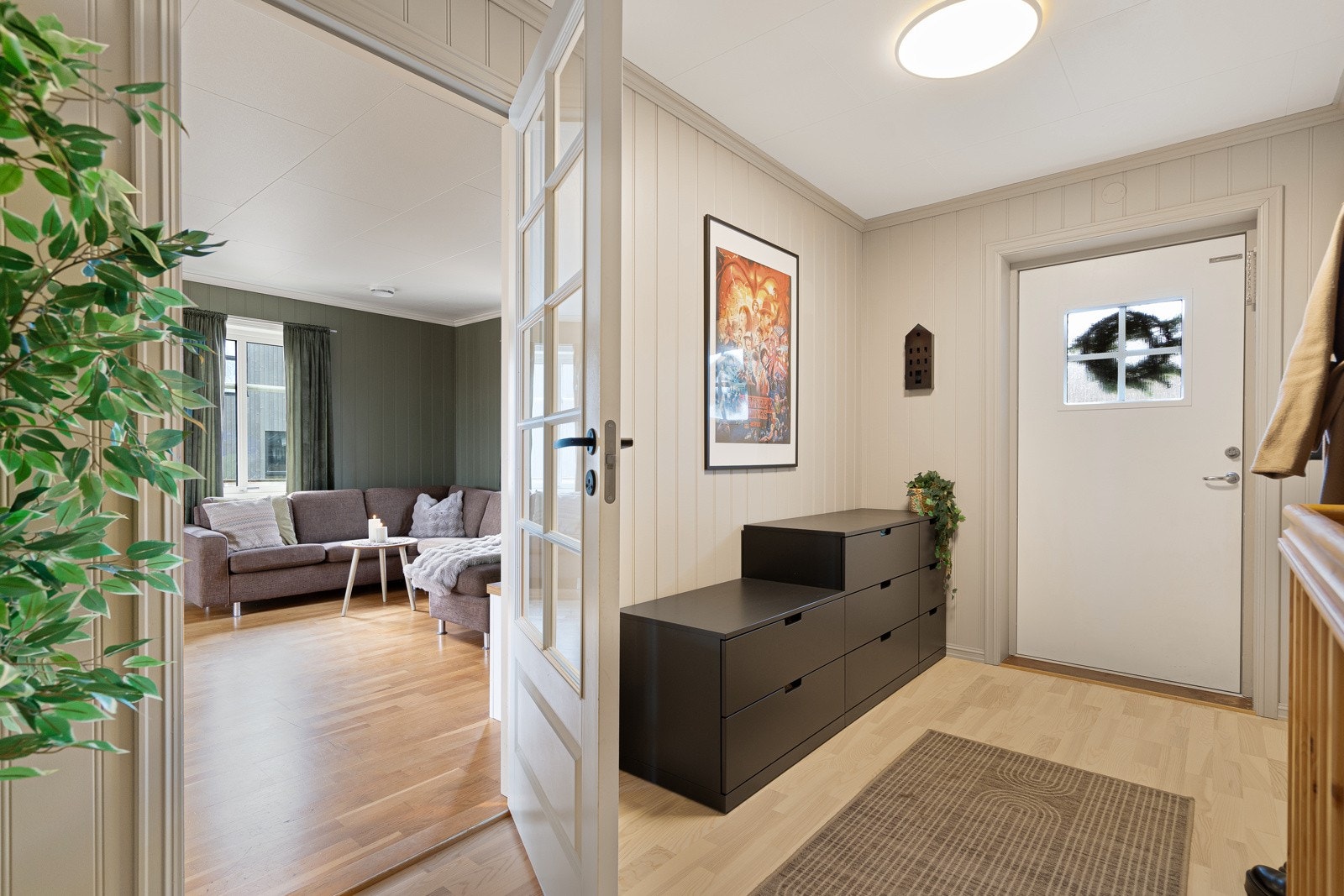 I gangen finnes det også et toalettrom Galleribilde