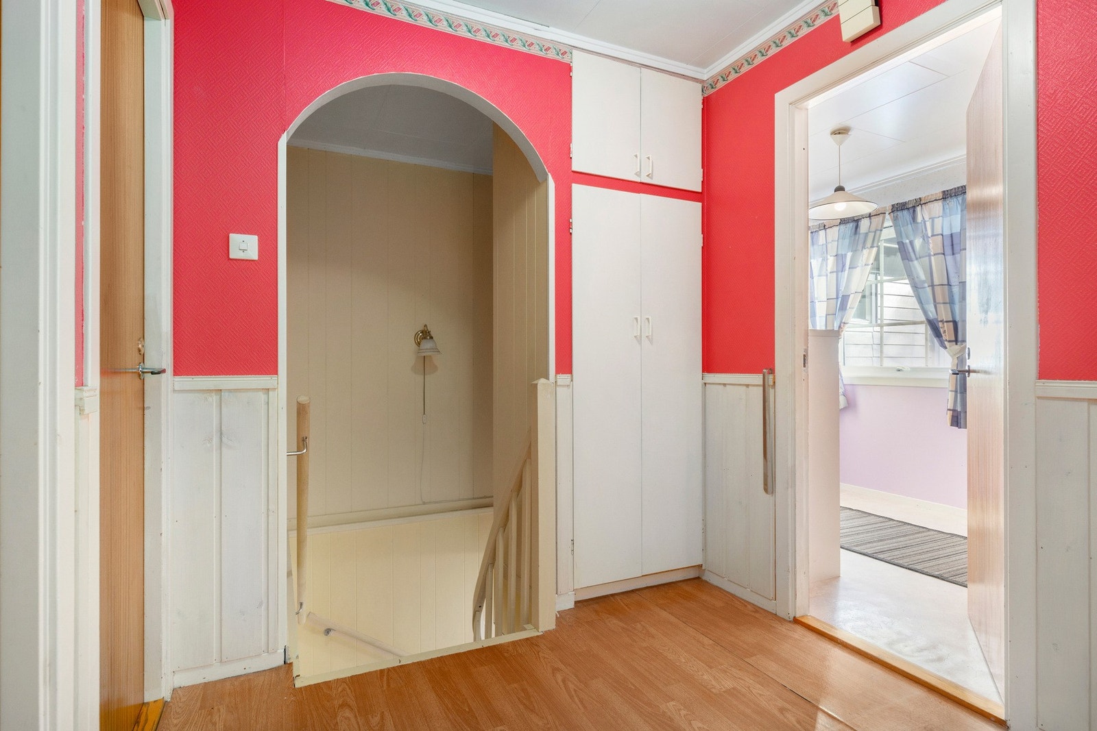 Husk at du alltid kan spør om privatvisning dersom oppsatt tidspunkt ikke passer, men sørg for at finansiering er avklart. Galleribilde