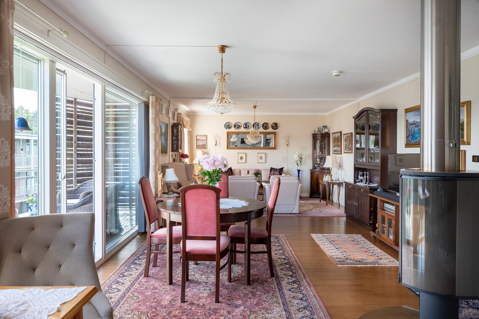 Dette er en fin leilighet som holder normal god standard og fremstår bra. Galleribilde