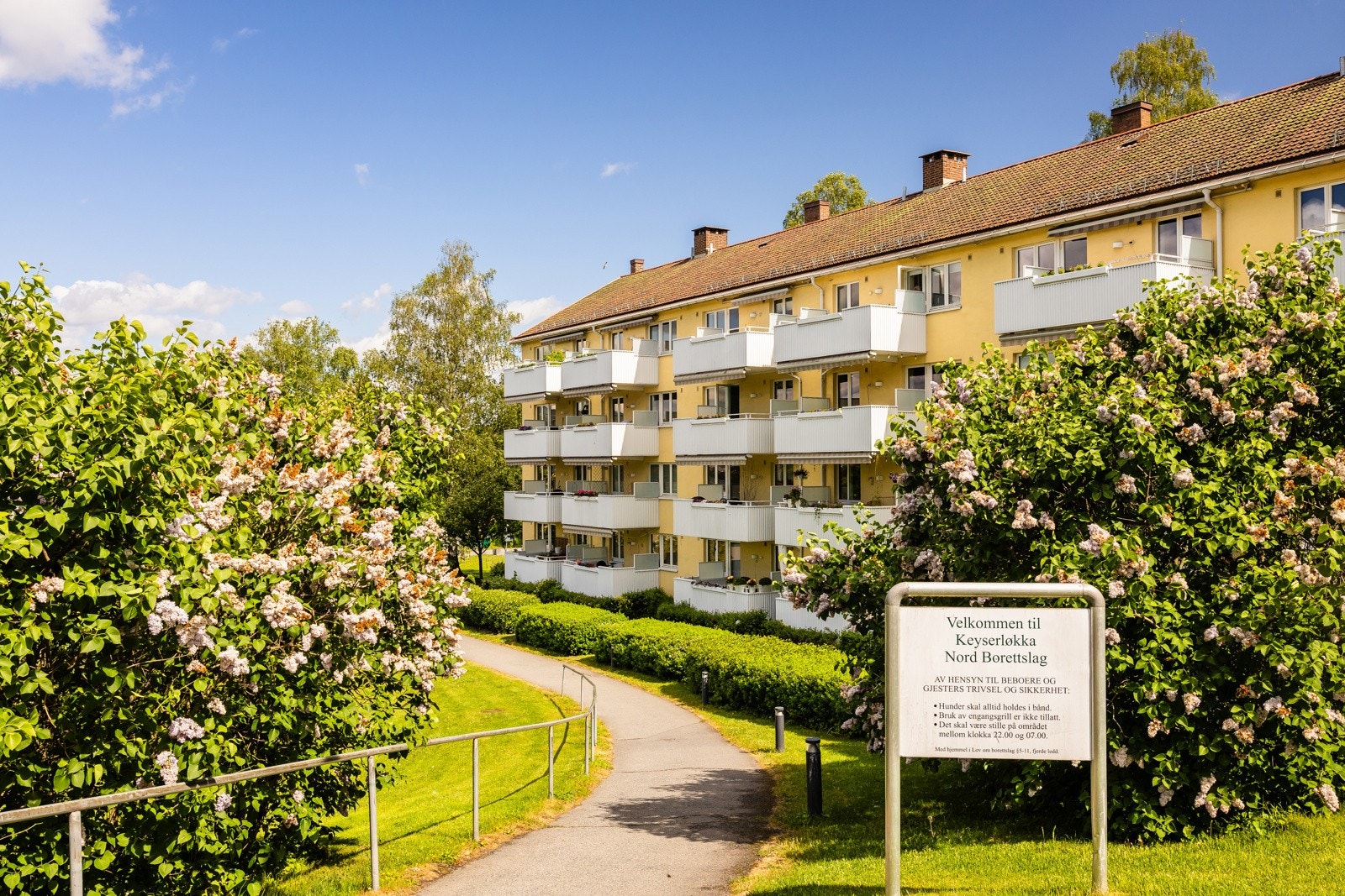 Boligen har suveren intern beliggenhet, kjent for å ha områdets beste beliggenhet! Galleribilde