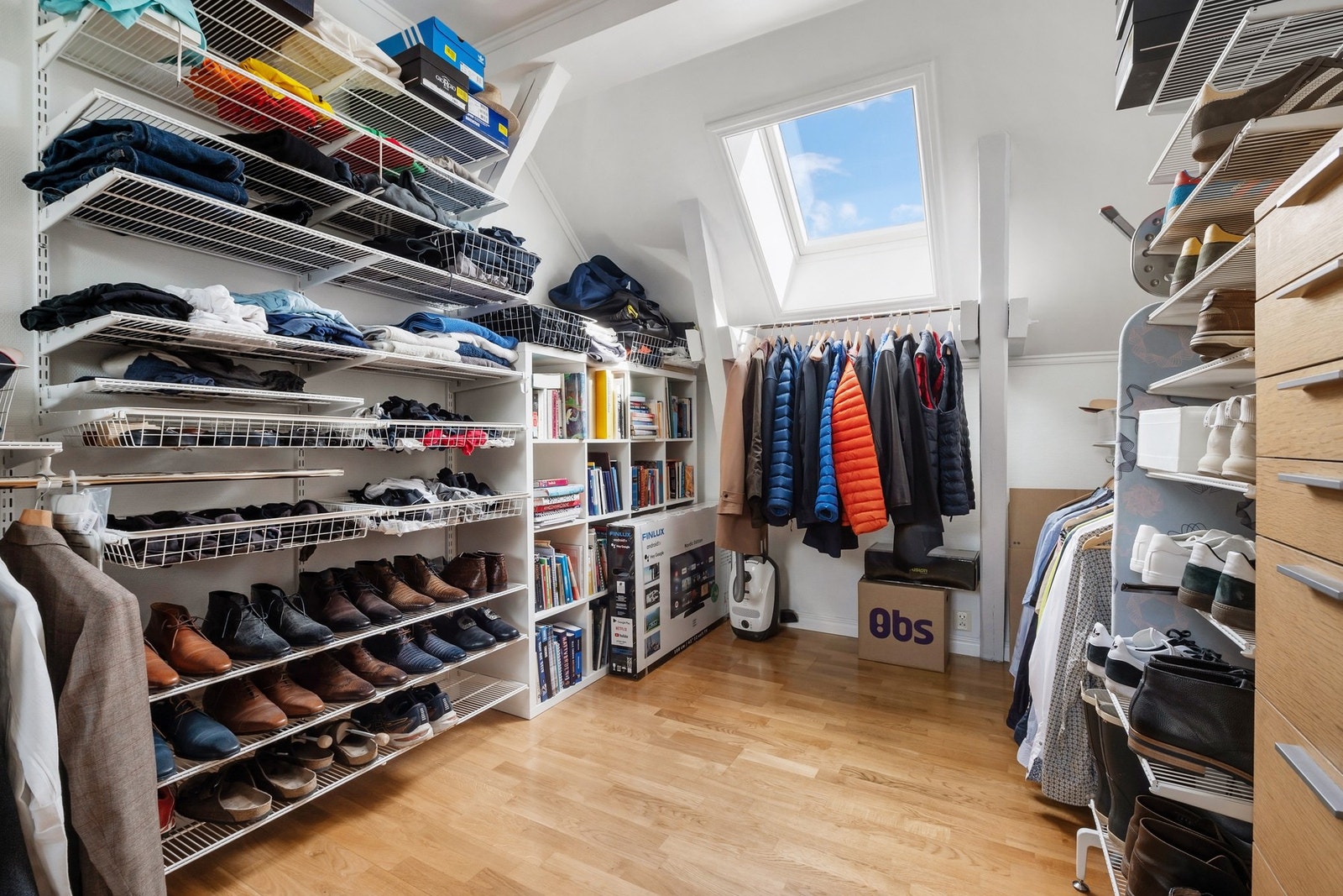 Soverom ca. 12 kvm. Galleribilde