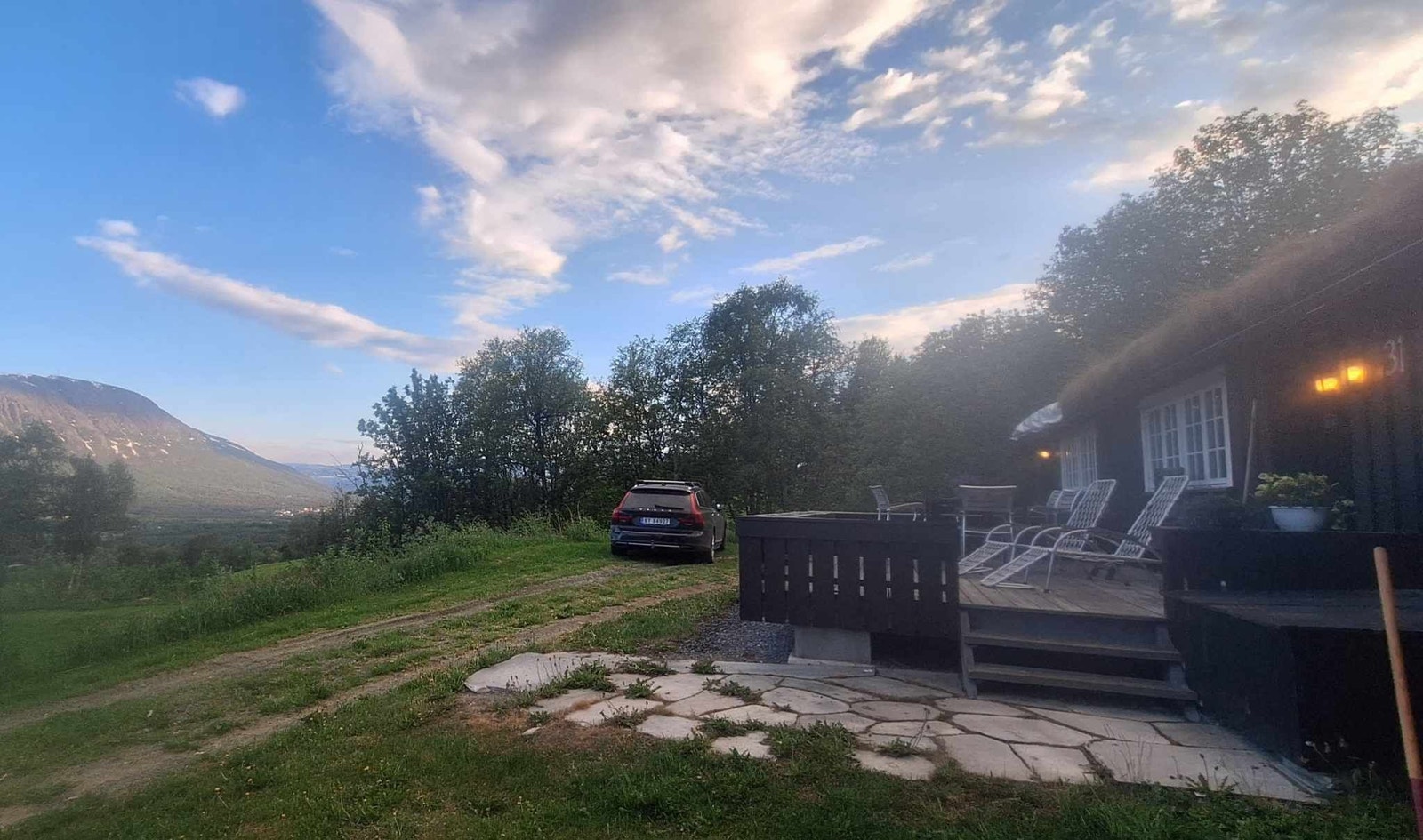 Flott utsikt fra tomten Galleribilde