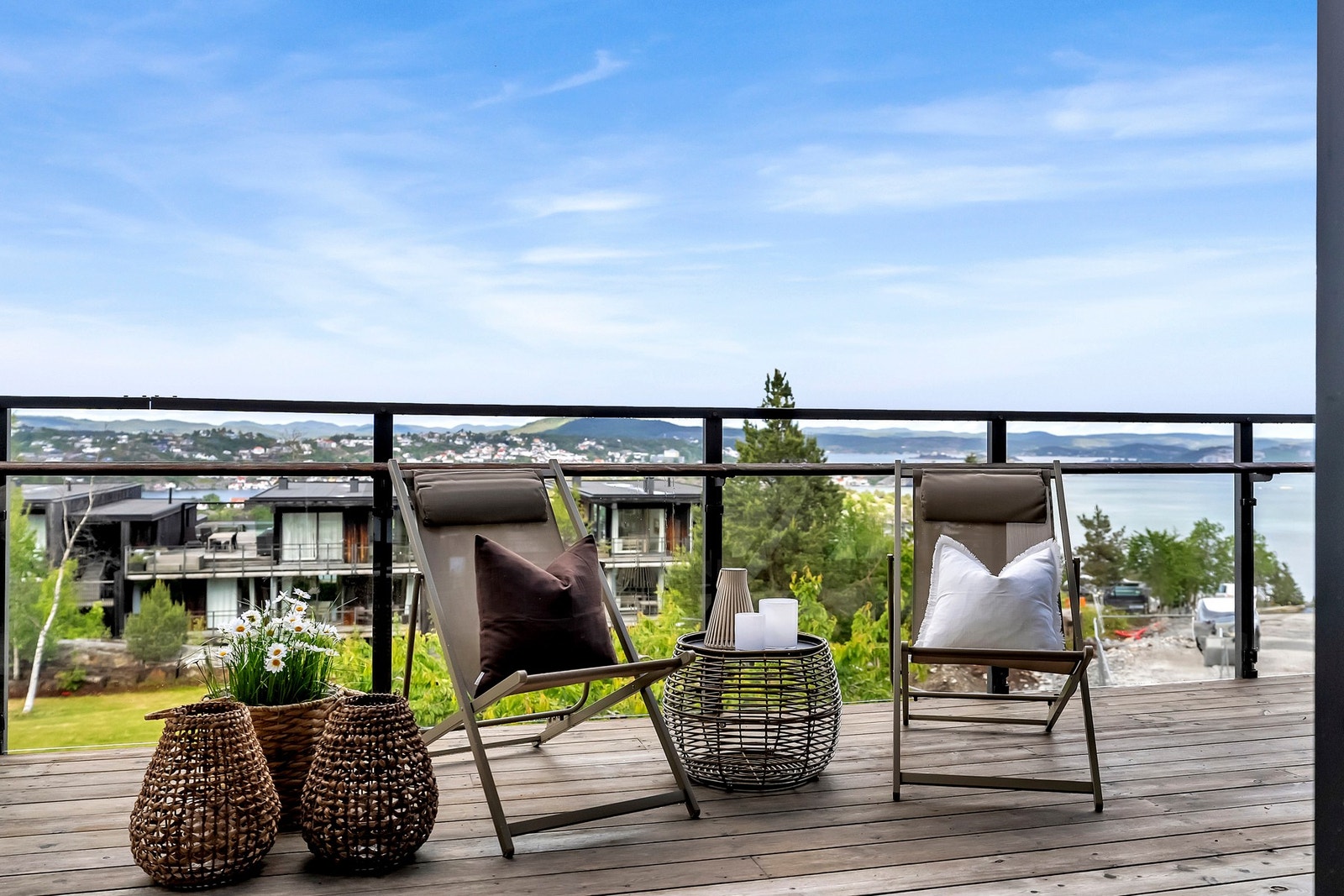 Her får du panoramautsikt over Kragerøskjærgården og sen kveldssol. Galleribilde