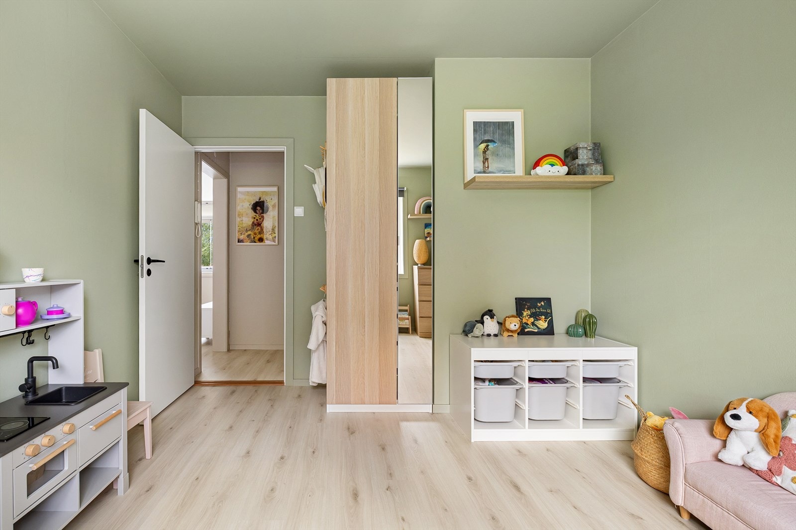 Soverom to benyttes i dag som barnerom. Galleribilde