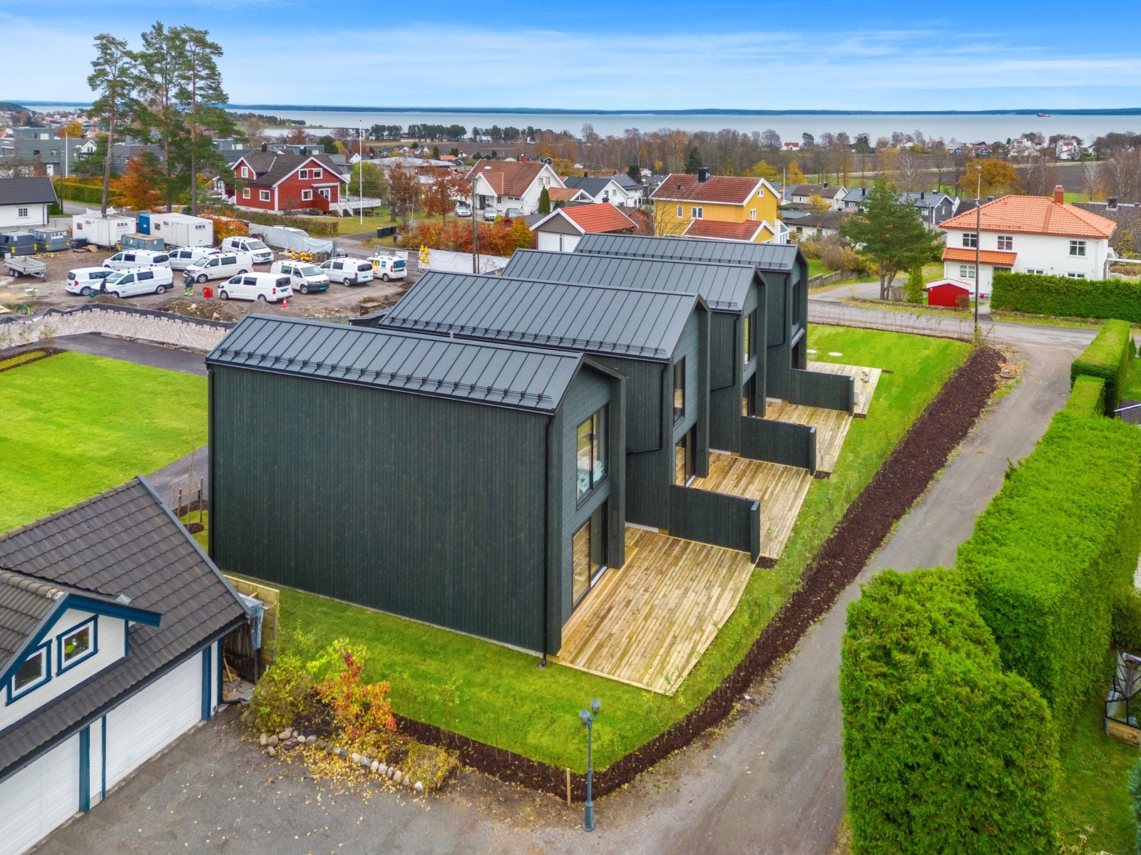 Attraktiv beliggenhet med kort vei til bla sjø og strand Galleribilde