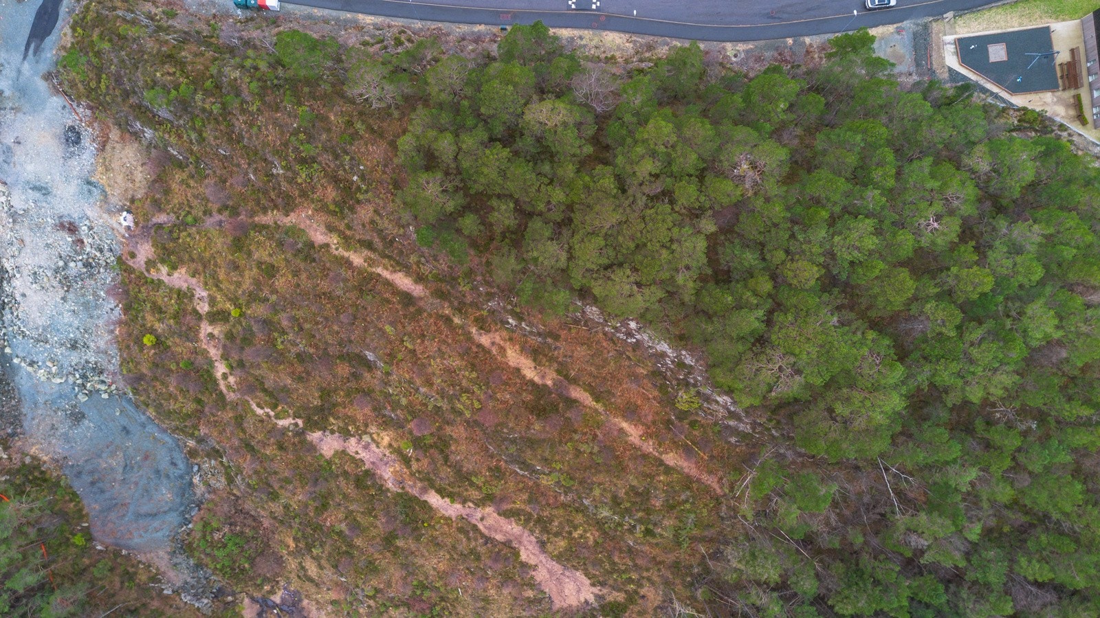 Stor utviklingstomt på Søfteland. Siste utbyggingstrinn i Hjellemarka II - B8a og B8b. To parseller. Galleribilde