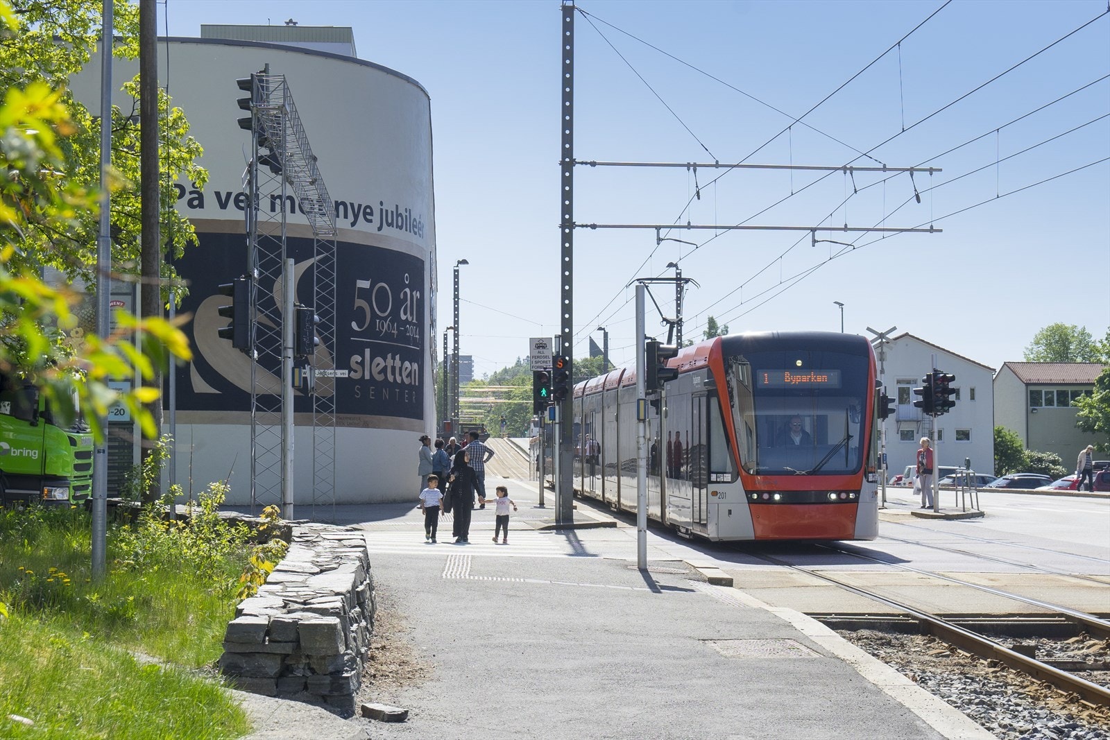 Kort vei til Sletten senter og bybanestopp. Galleribilde