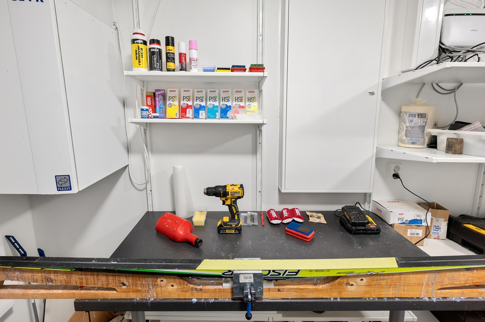 Teknisk rom kan også benyttes som smørebod og ekstra lagringsplass Galleribilde