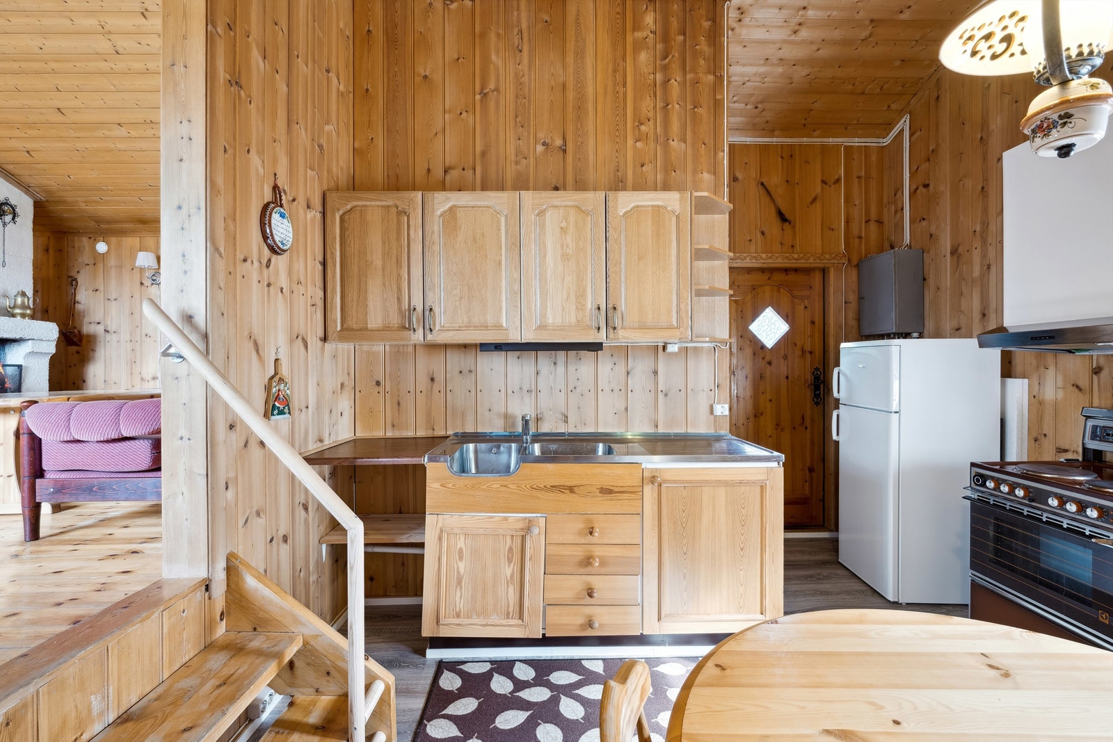 Kjøkken i tilbygg fra 1978. Galleribilde