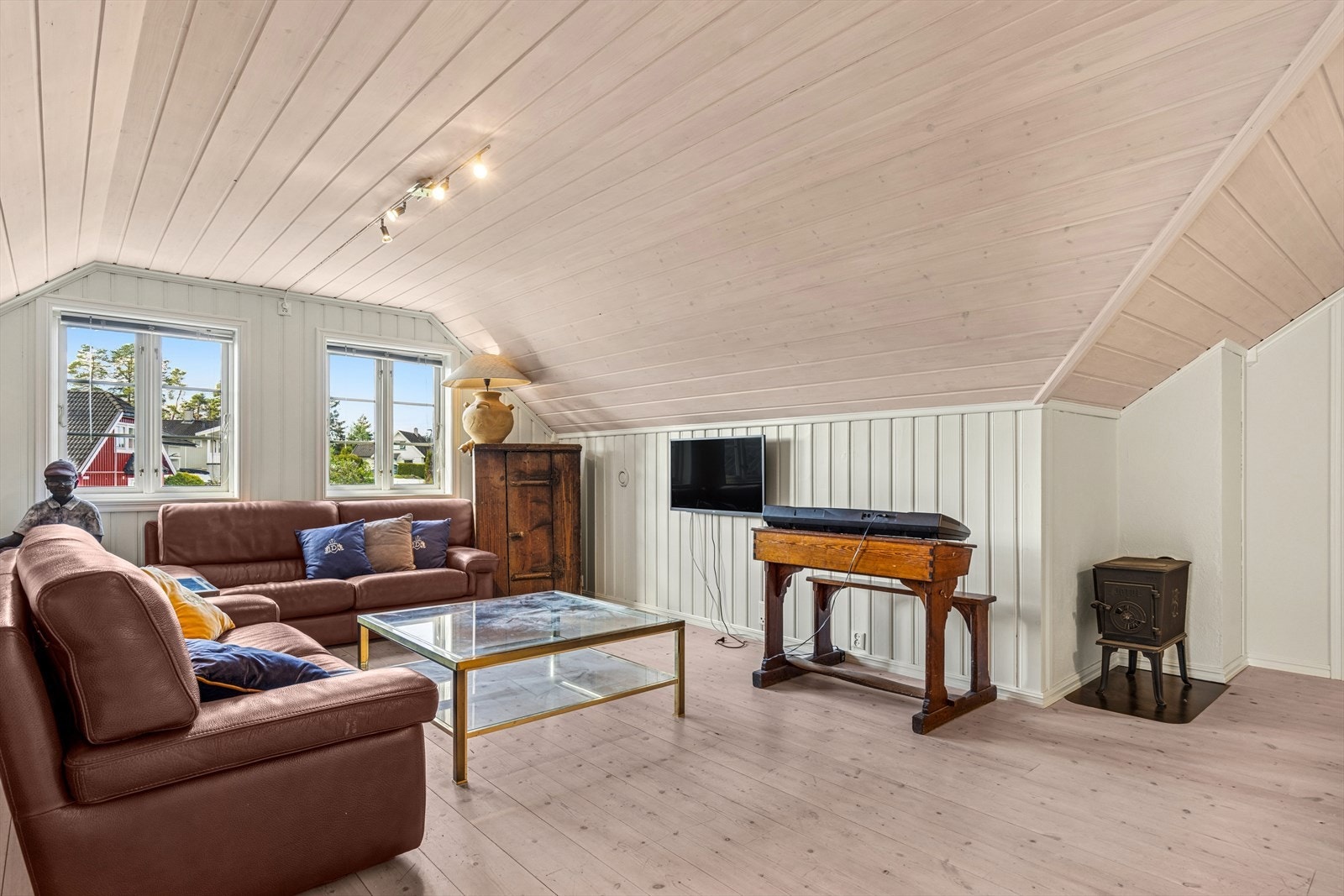 Innholdsrikt plan med mange gode værelser. Galleribilde