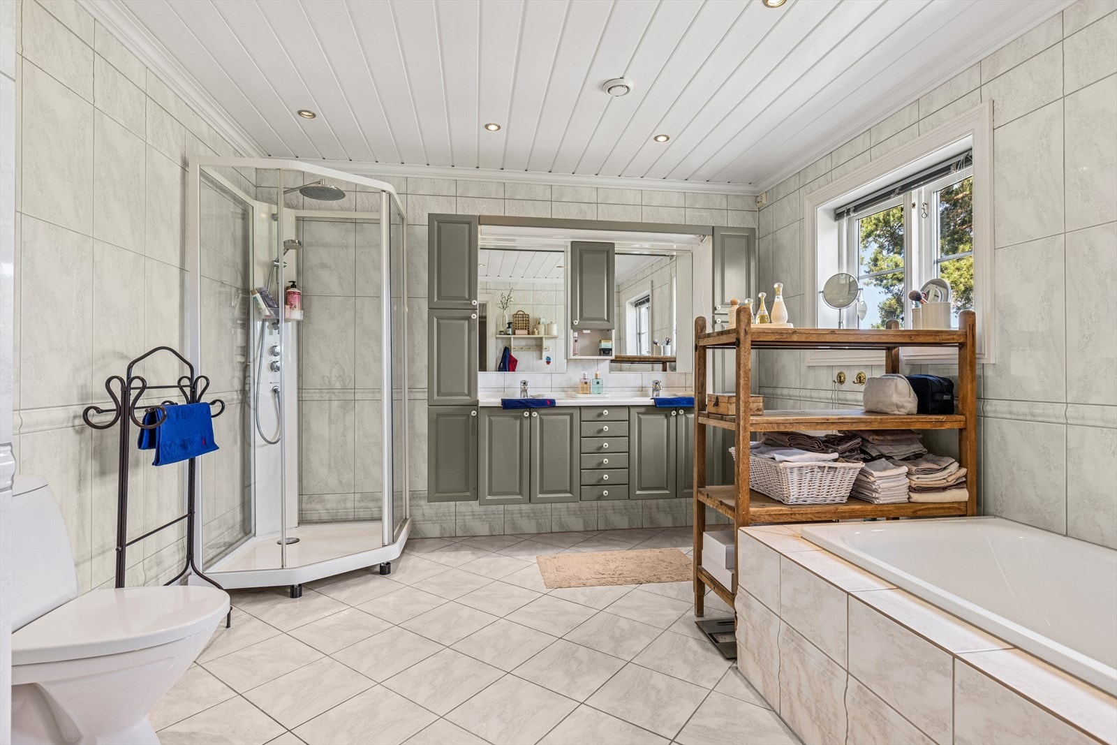 Baderom. Galleribilde