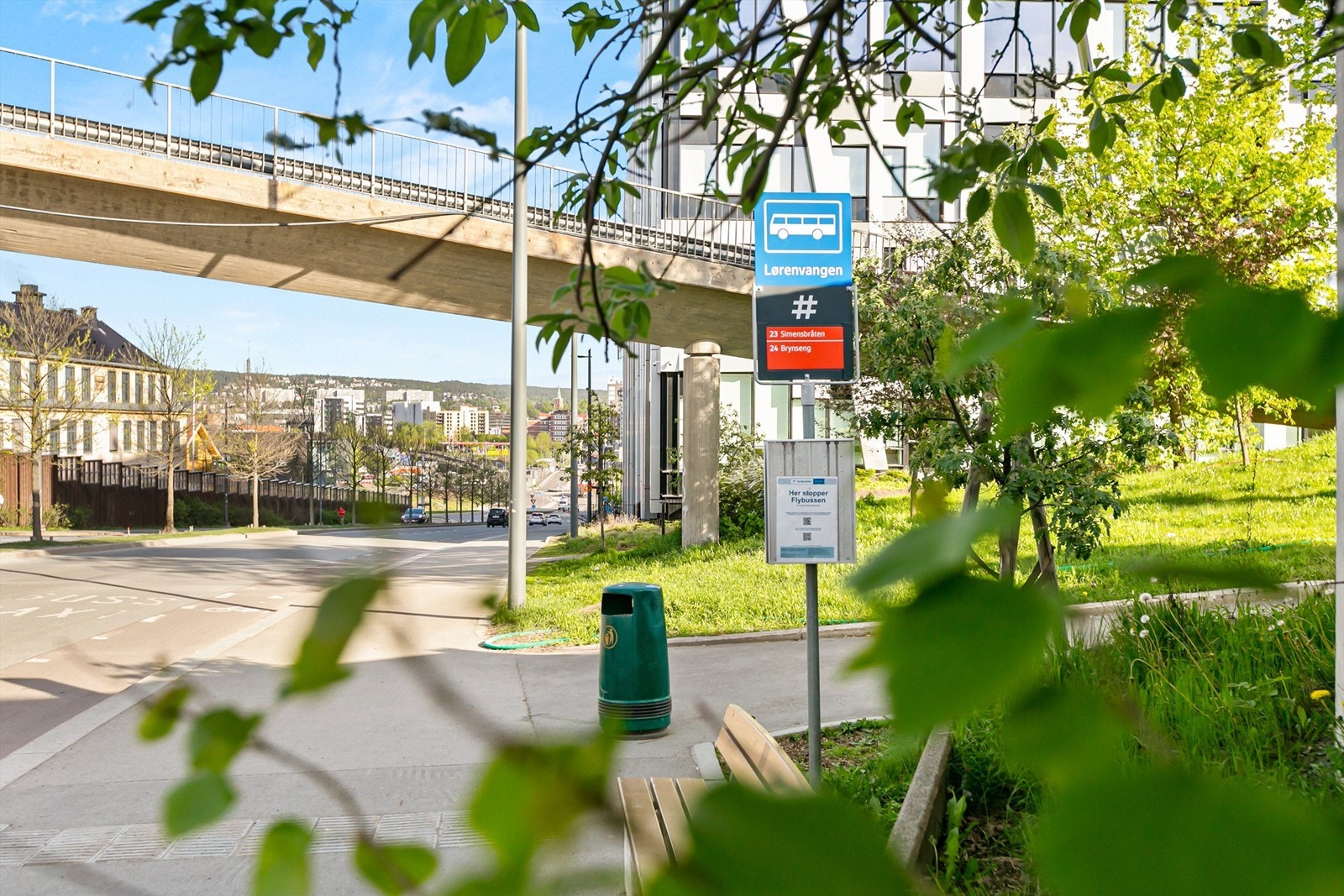 Lørenvangen bussholdeplass Galleribilde