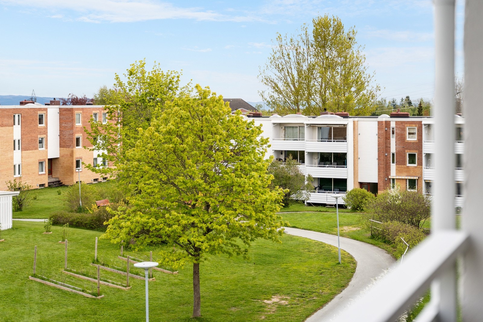 Leliligheten har en herlig balkong med ettermiddag- og kveldssol. Galleribilde