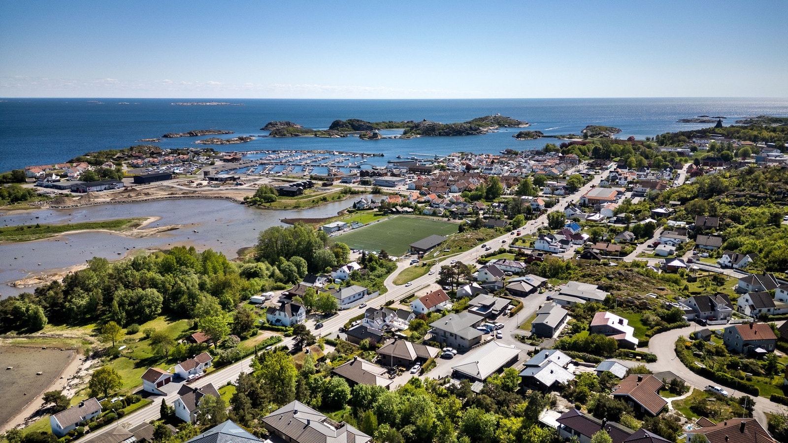 Nydelig utsikt mot havet og Svenner Fyr. Galleribilde