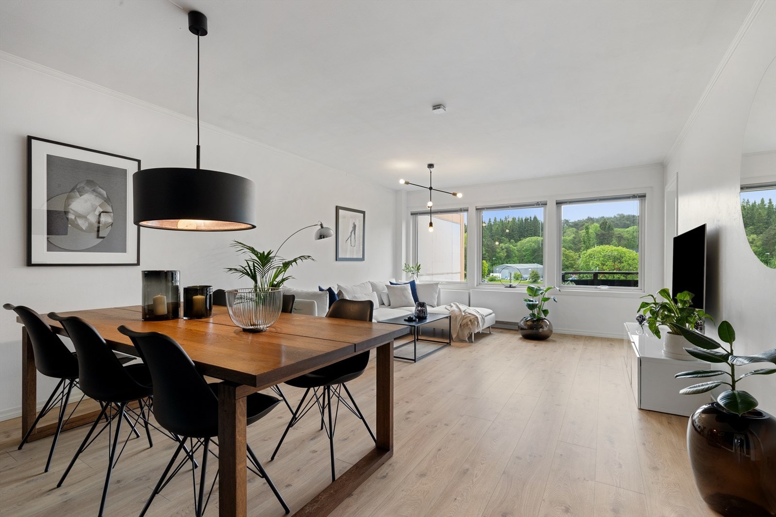 Velkommen til Flatevad 3 - Presentert av Eiendomsmegler Vest v/ Stian Sjøstrand Hansen Galleribilde