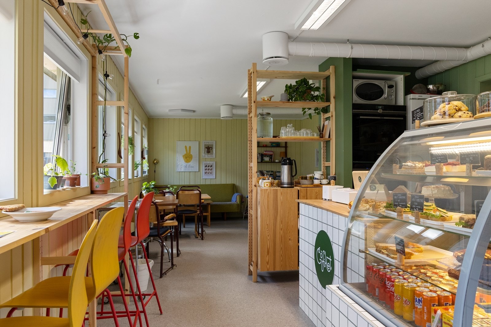 En populær cafè, med det som kanskje er Bergens beste boller. Galleribilde