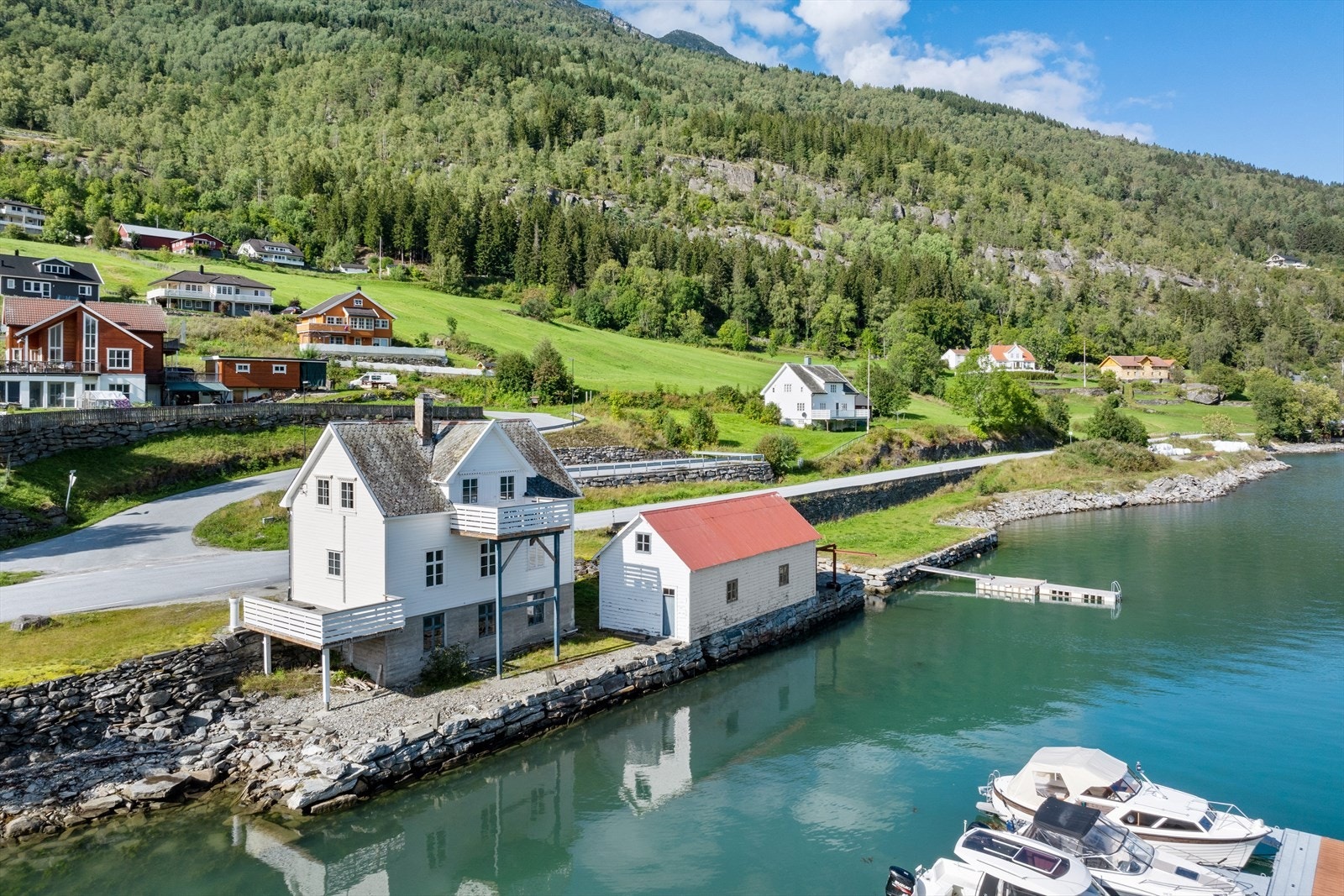 Velkommen til Lustravegen 2637 Galleribilde