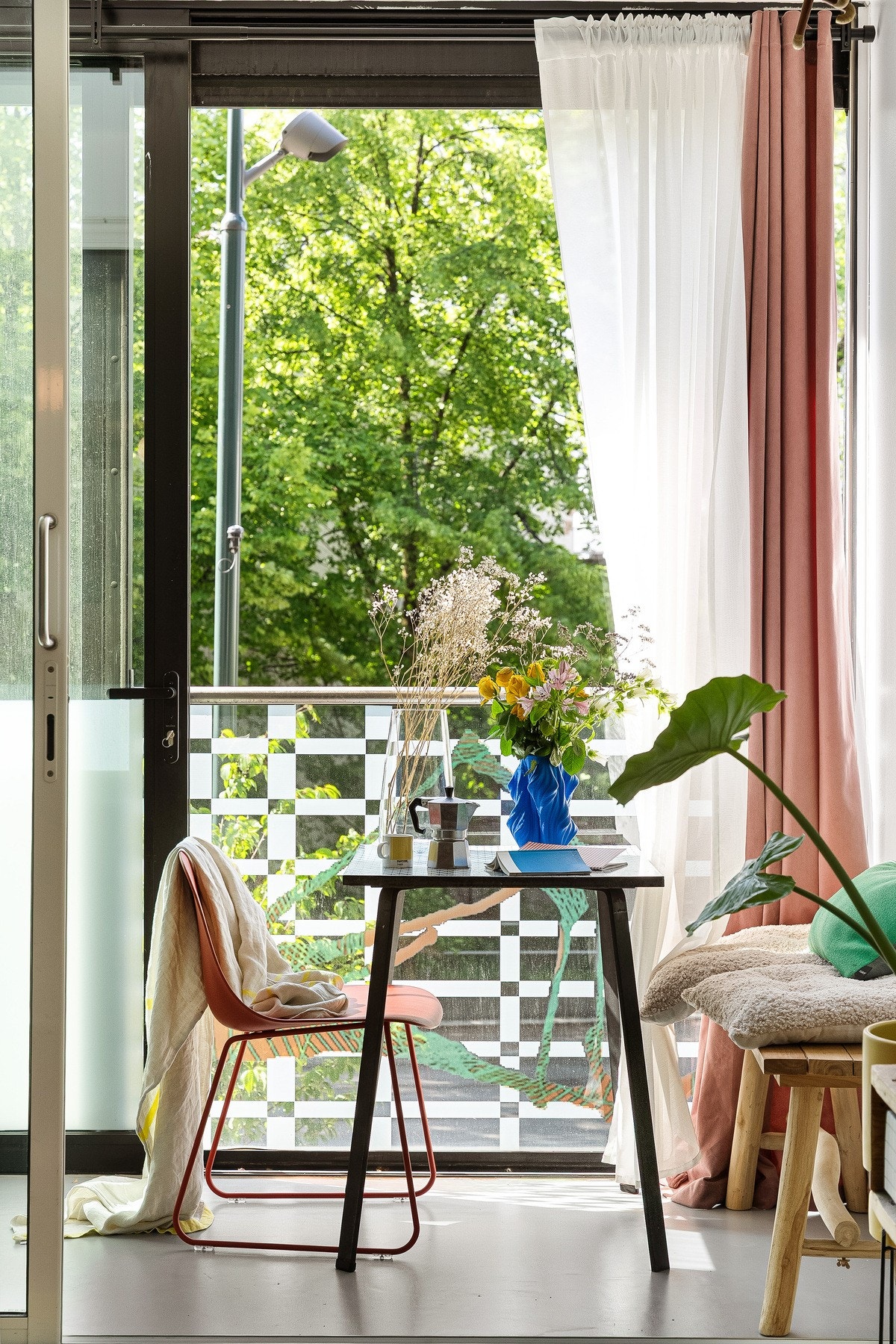 Sydvendt vinterhage. Galleribilde