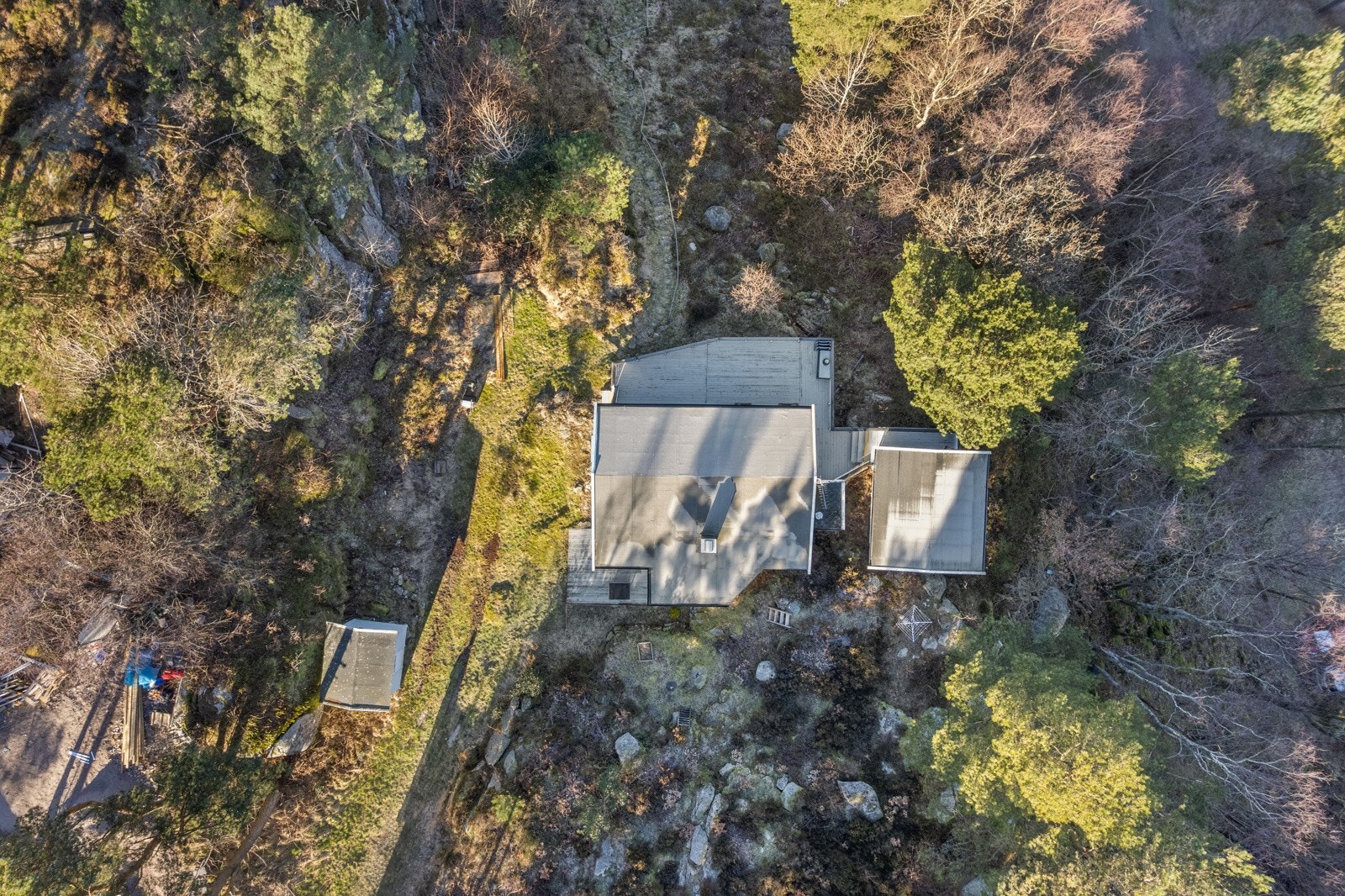 Oversiktsbilde av eiendommen. Galleribilde