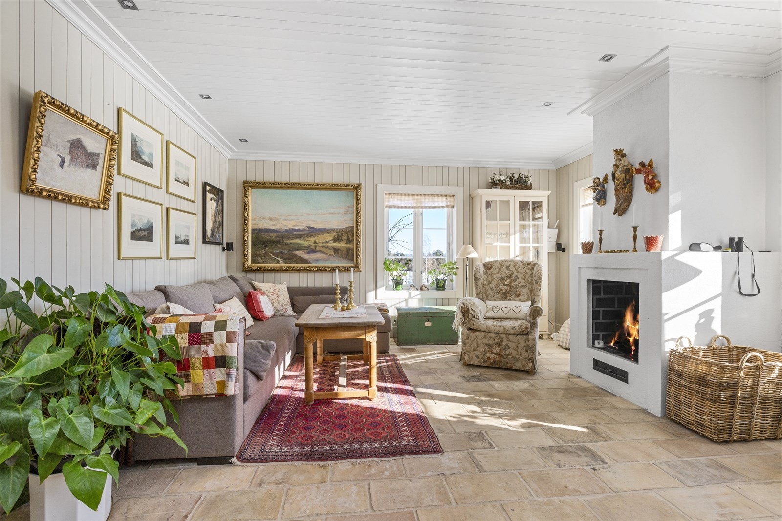 Stue med peis Galleribilde