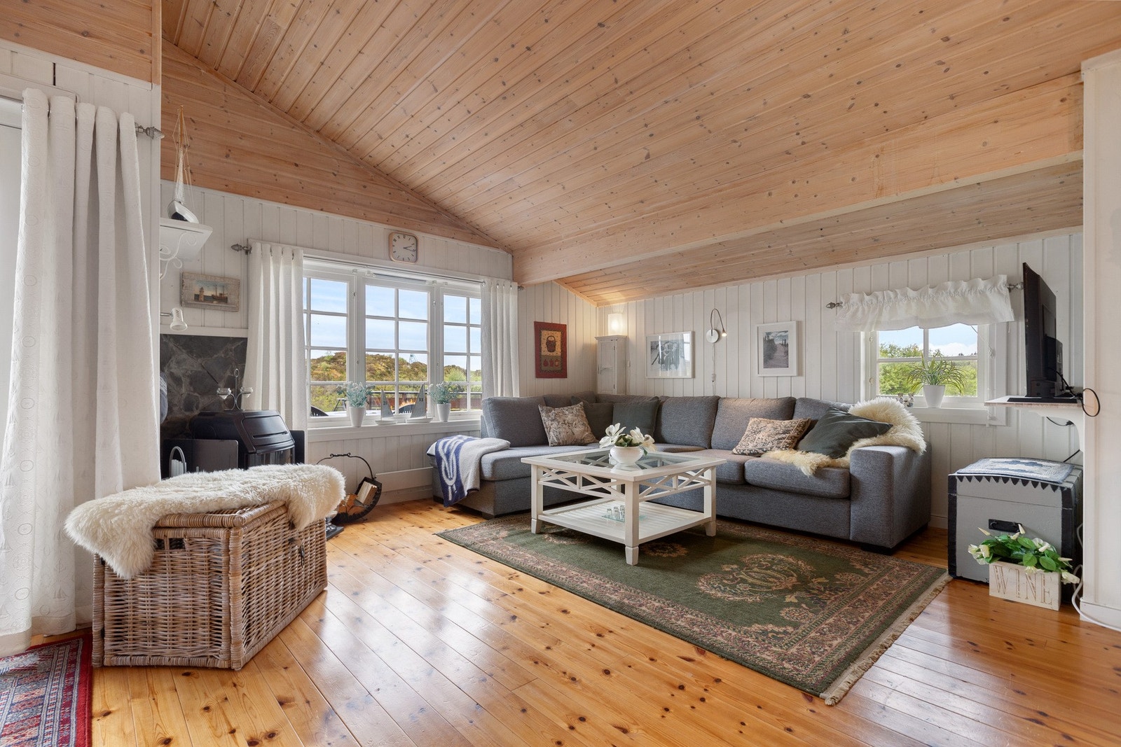 Hytta har et bruksareal på 52 m² Praktisk og fin planløsning Galleribilde