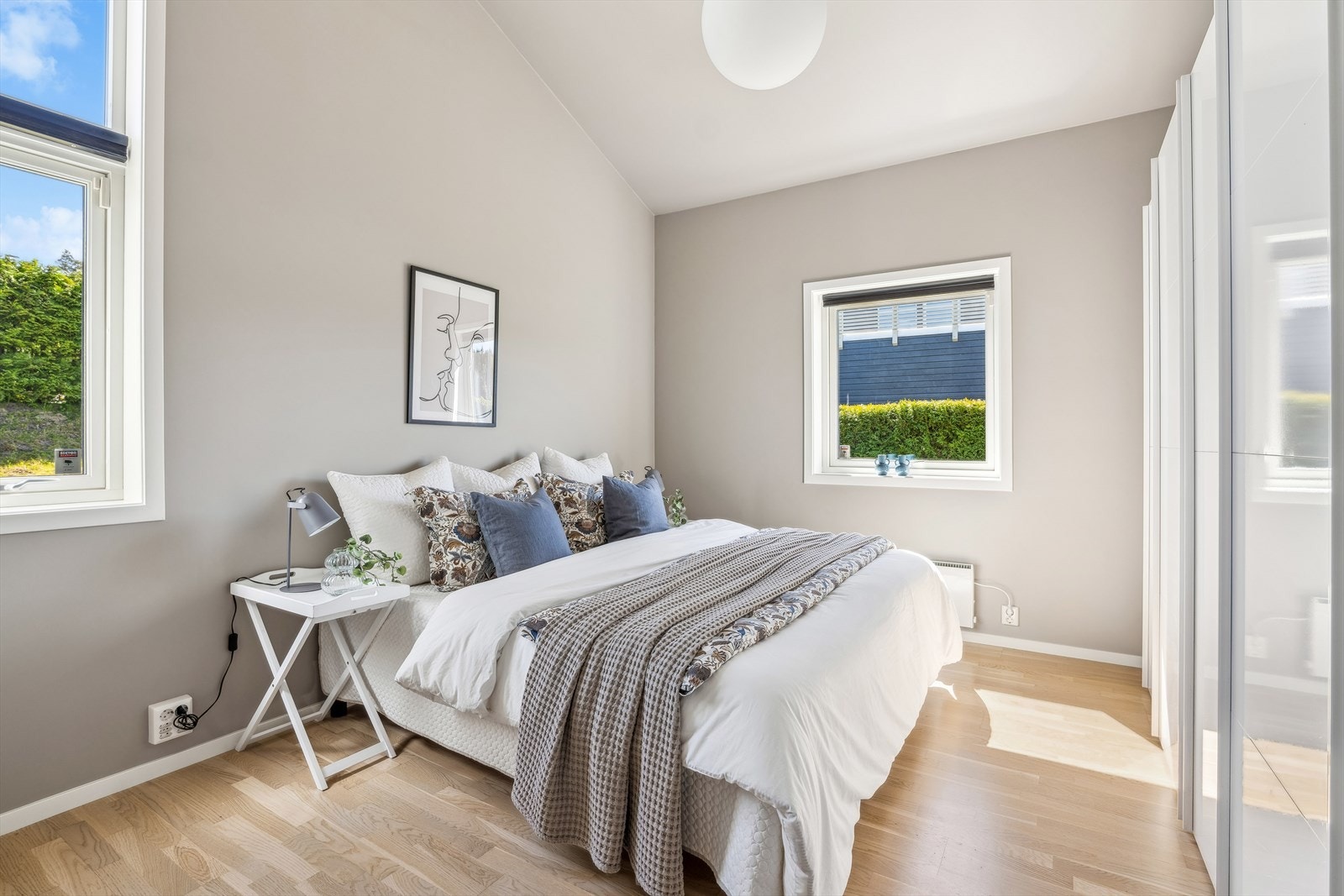 Soverom I Galleribilde