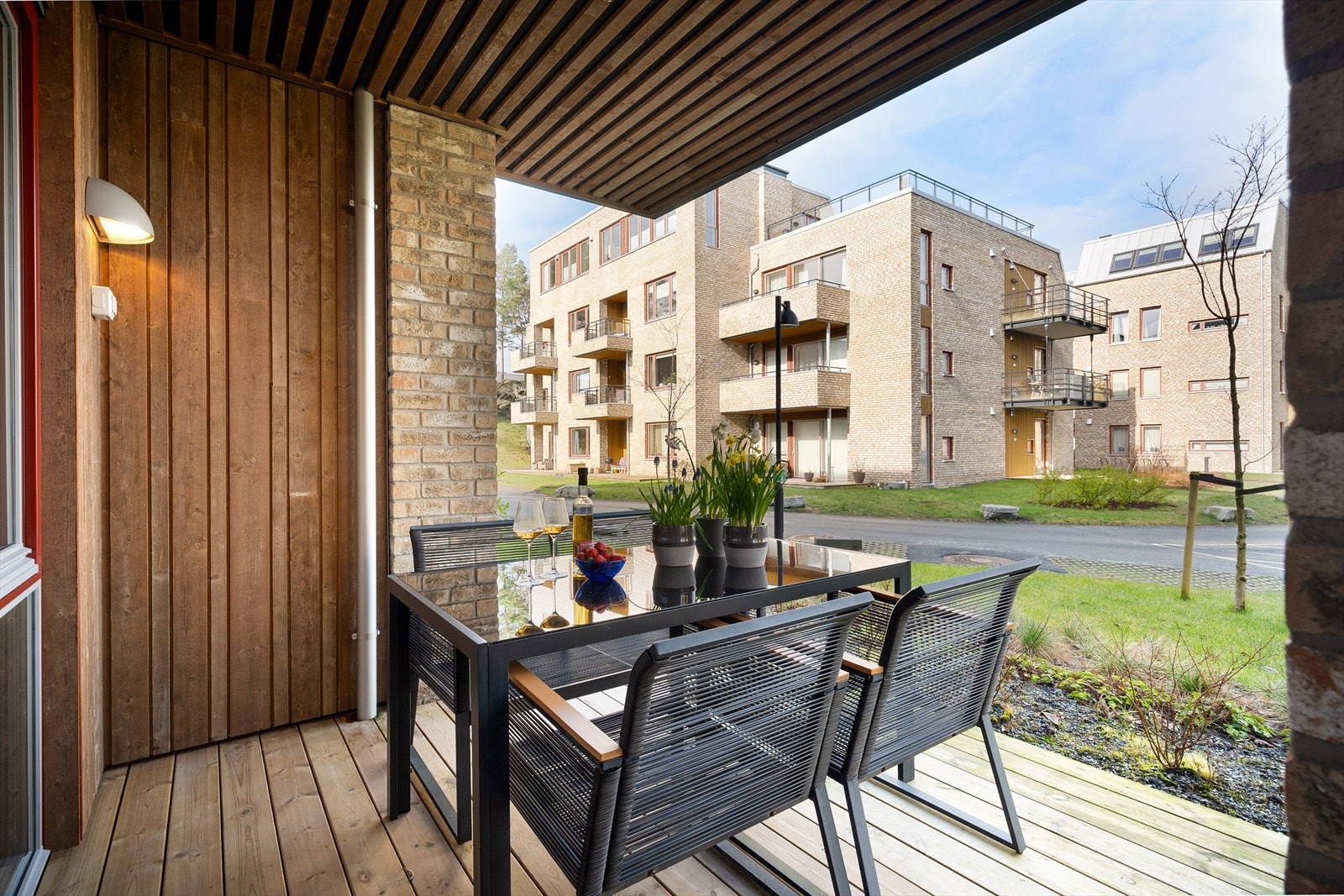 Velkommen til Sandsliåsen 17! Presentert av Anniken Gjertsen - Eiendomsmegler Vest. Galleribilde