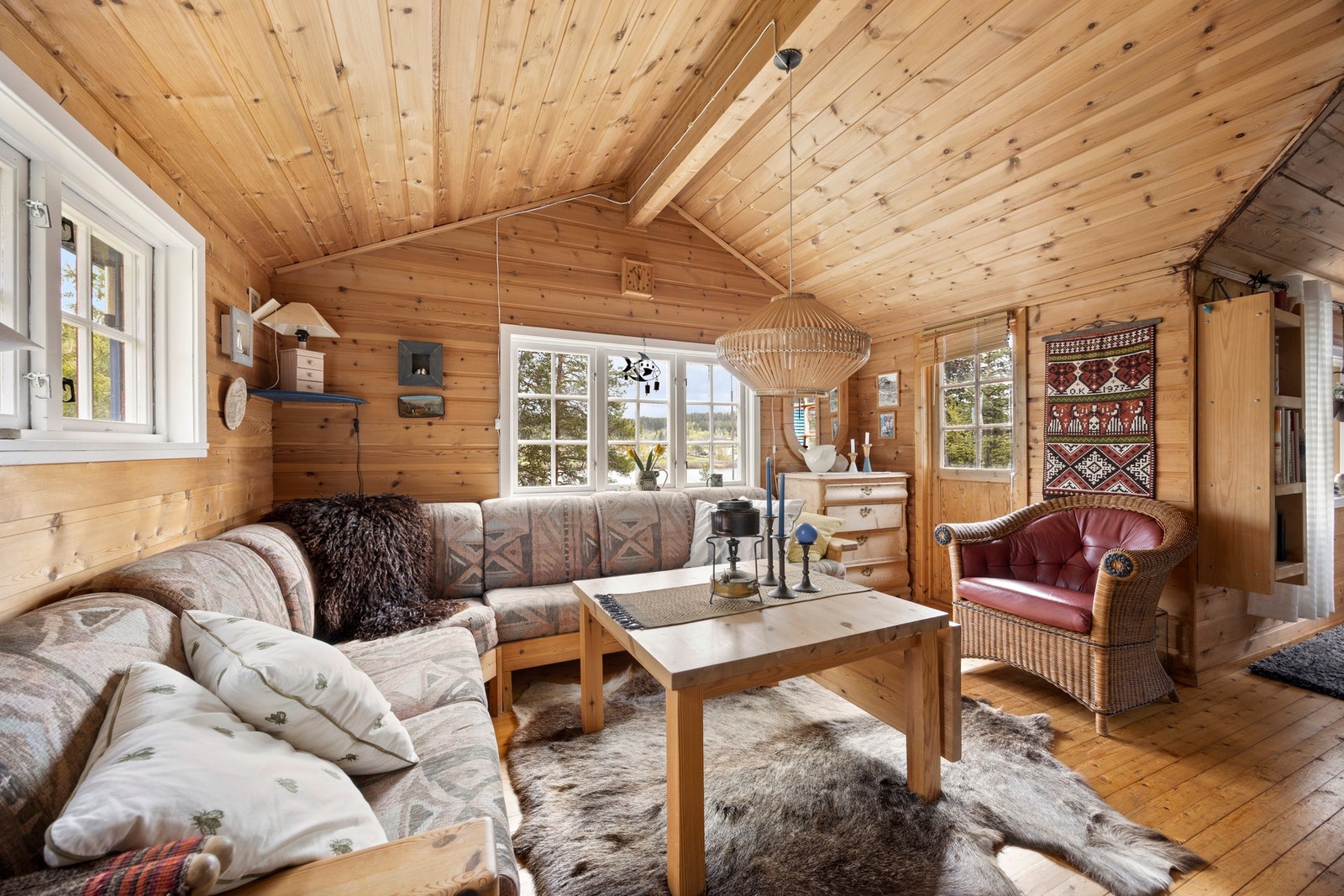 Stue - ca. 14,5 kvm. Galleribilde