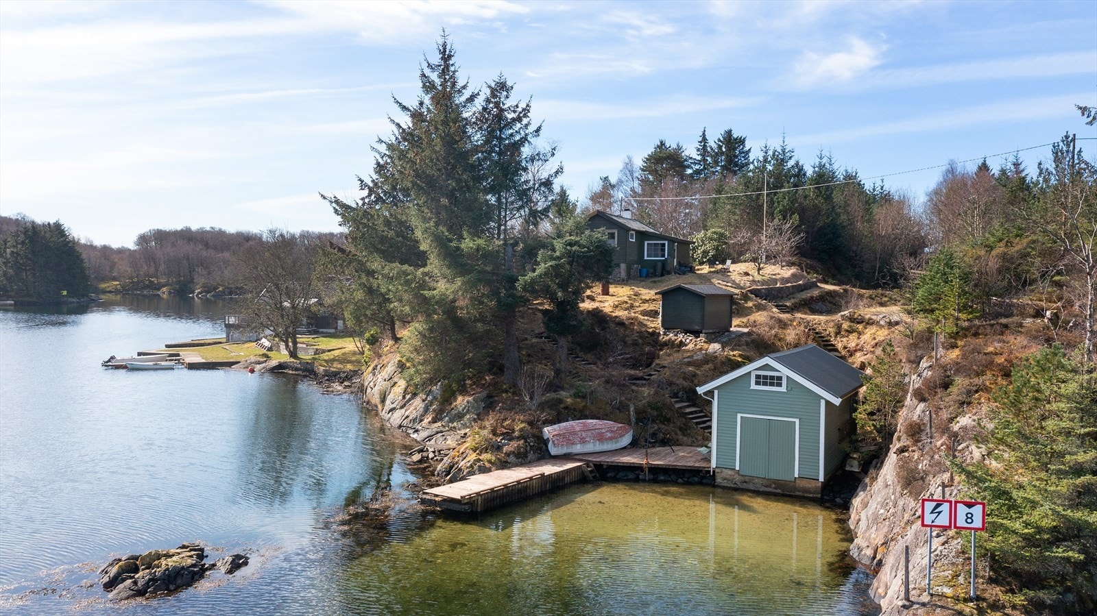 Velkommen til Mølstrevågvegen 34 - presentert av Christoffer Frøyland i Meglerhuset Rele Galleribilde