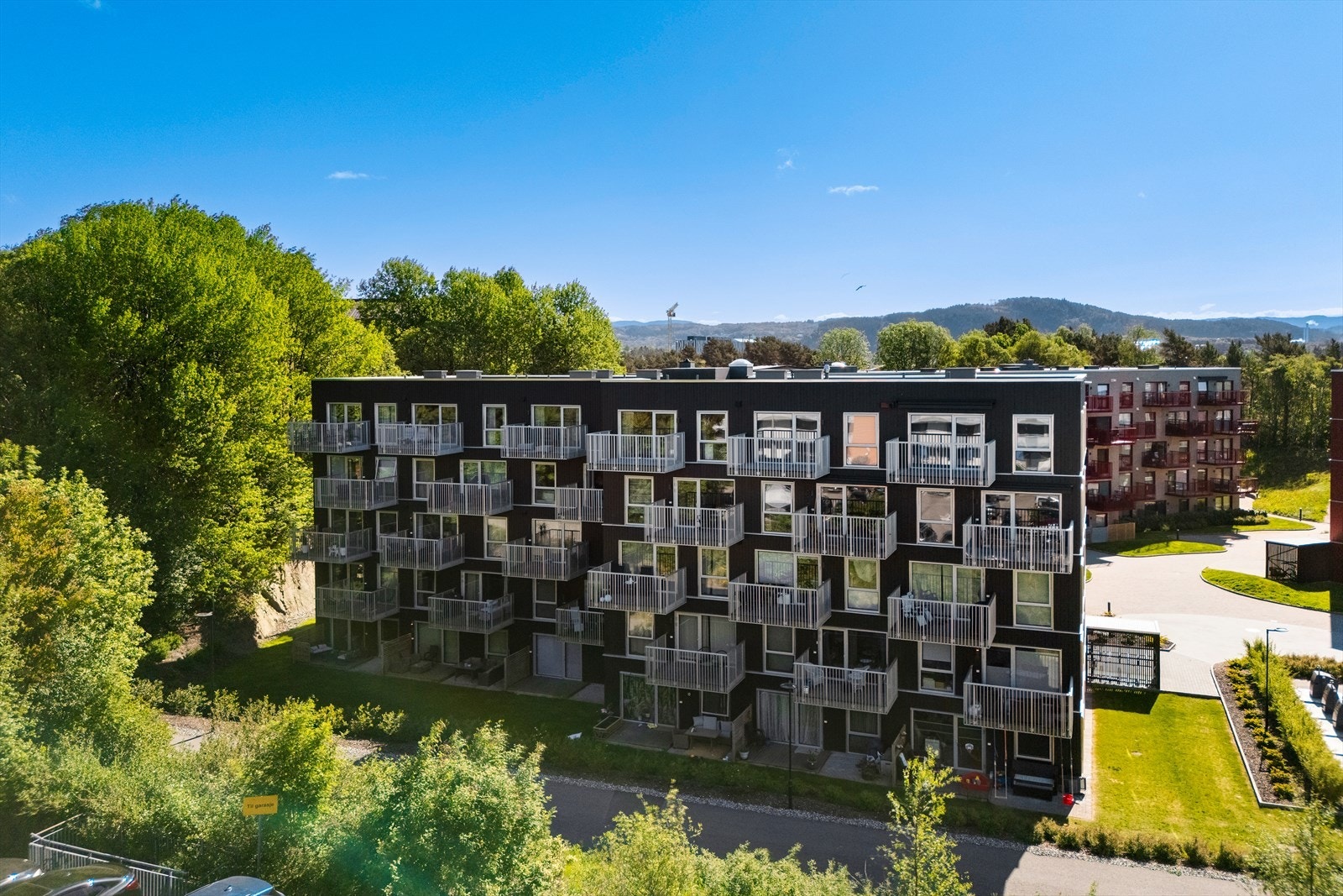 Leiligheten er en del av det attraktive sameiet Sandslimarka 33 fra 2022. Galleribilde